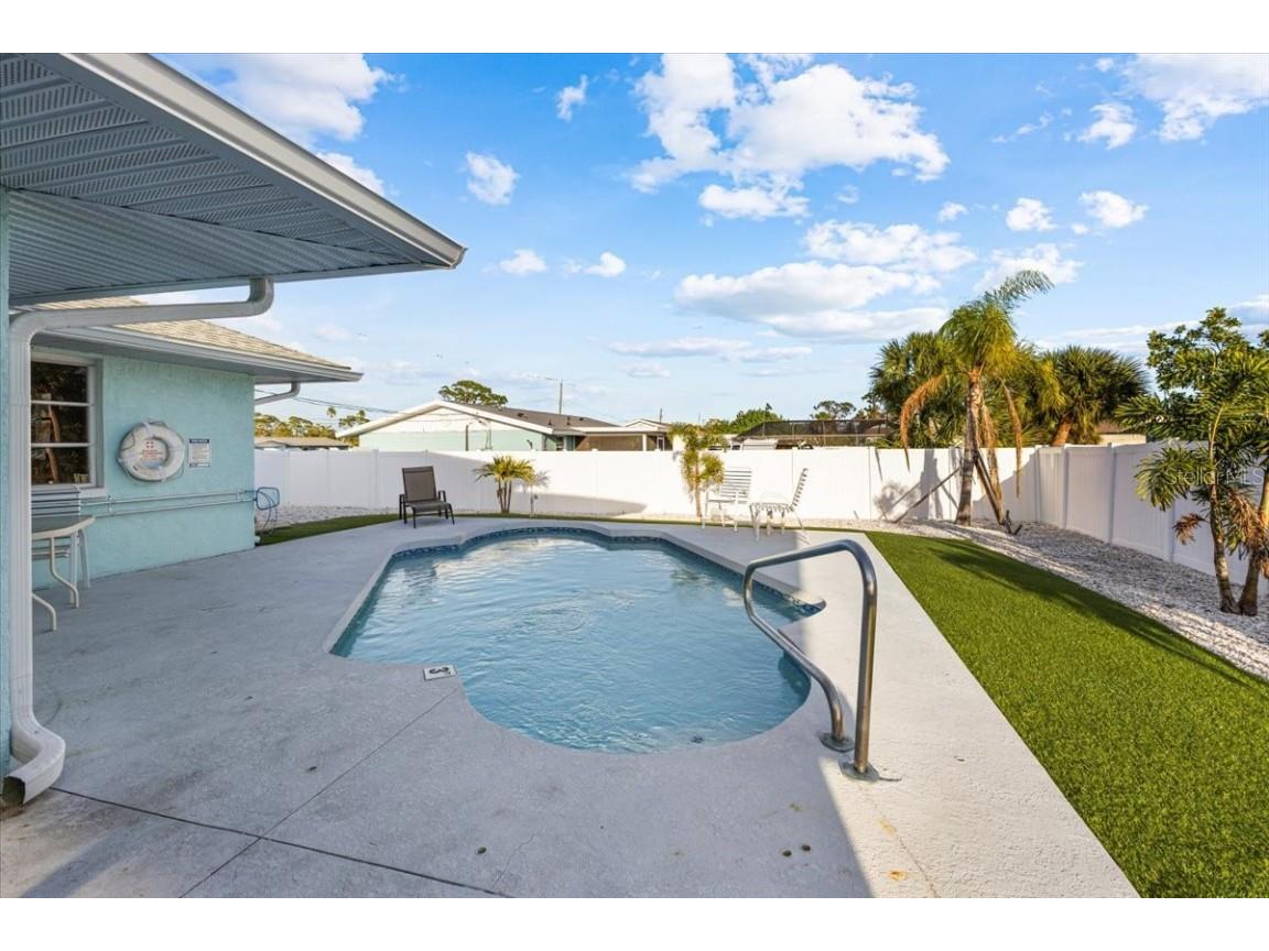 2061 Illinois Avenue Englewood FL 34224 D6145274 image34