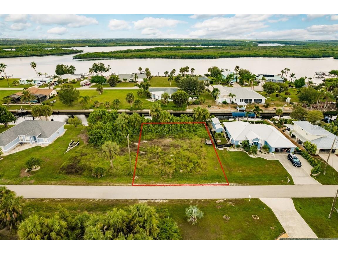 2061 Palm Harbor Terrace Punta Gorda FL 33982 C7480627 image1