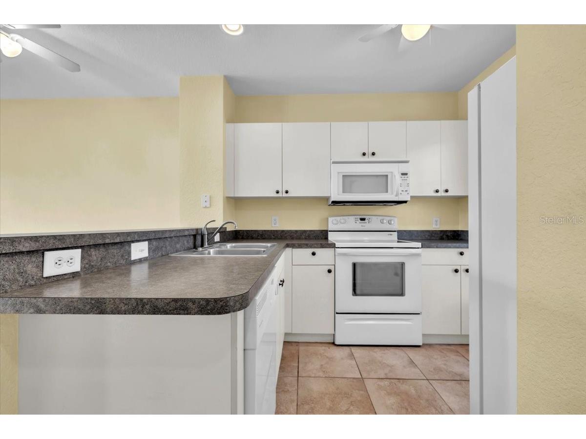 2061 Willow Hammock Circle #104 Punta Gorda FL 33983 C7522693 image9