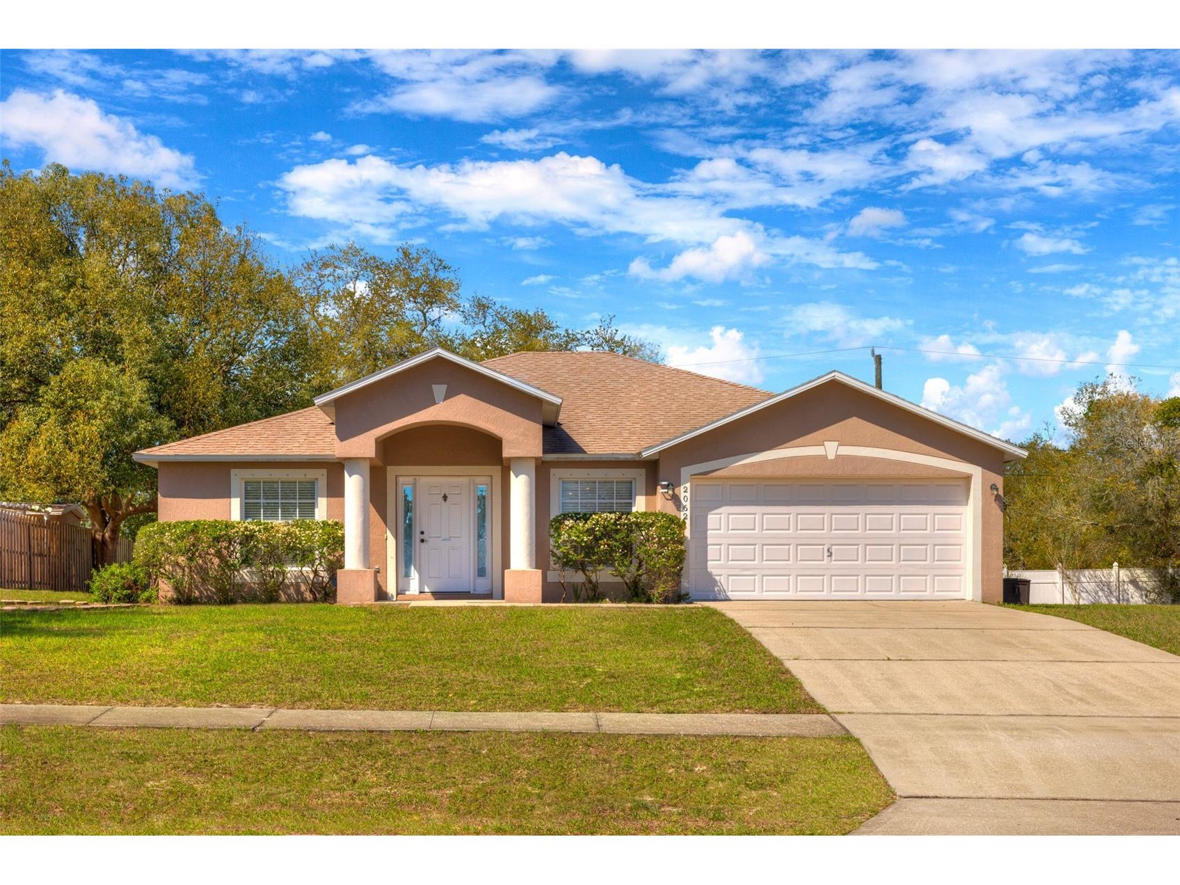 2062 Dearing Avenue Deltona FL 32725 V4947777 image1
