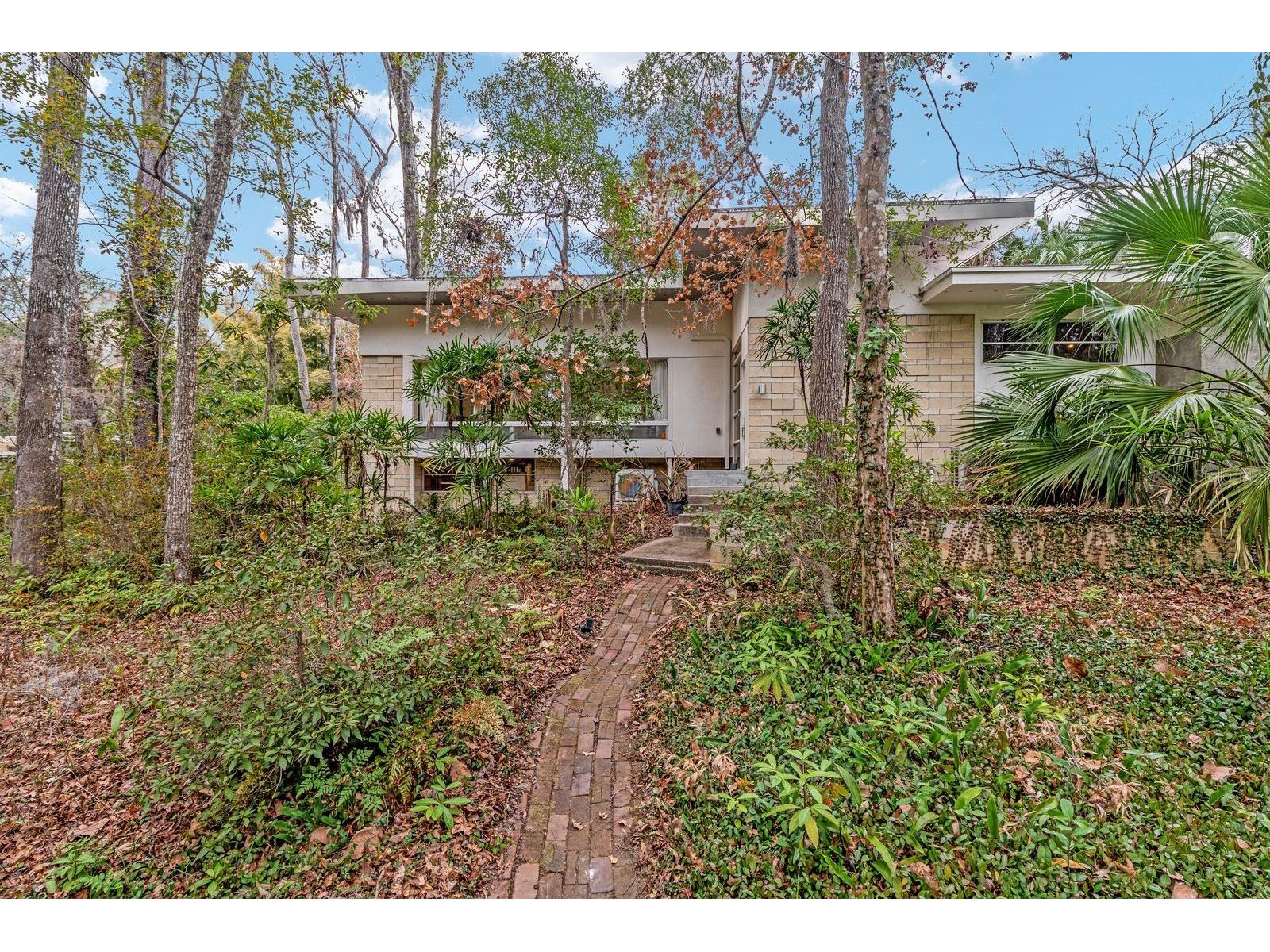 2062 NW 11th Road Gainesville FL 32605 GC537169 image2