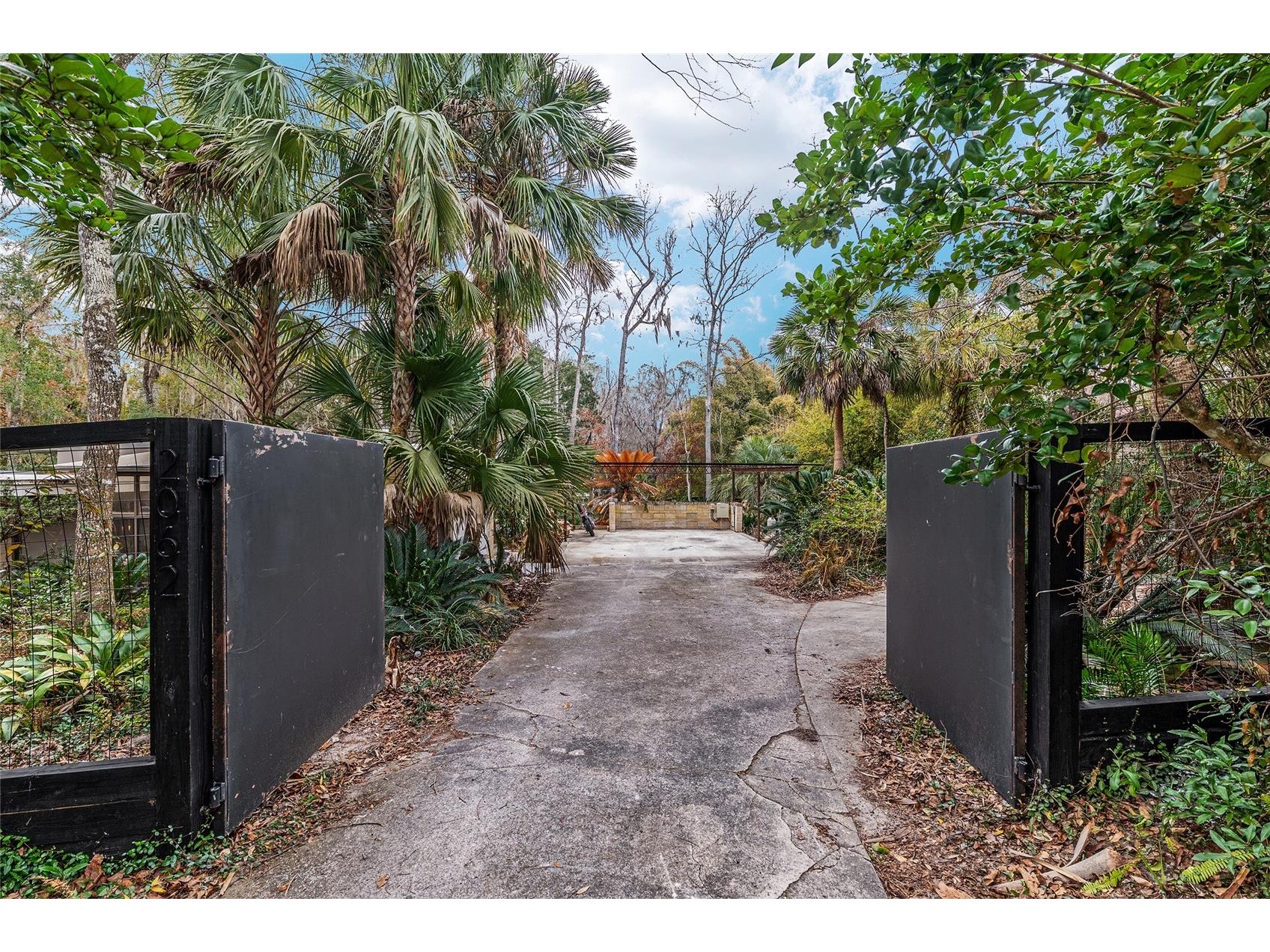 2062 NW 11th Road Gainesville FL 32605 GC537169 image94