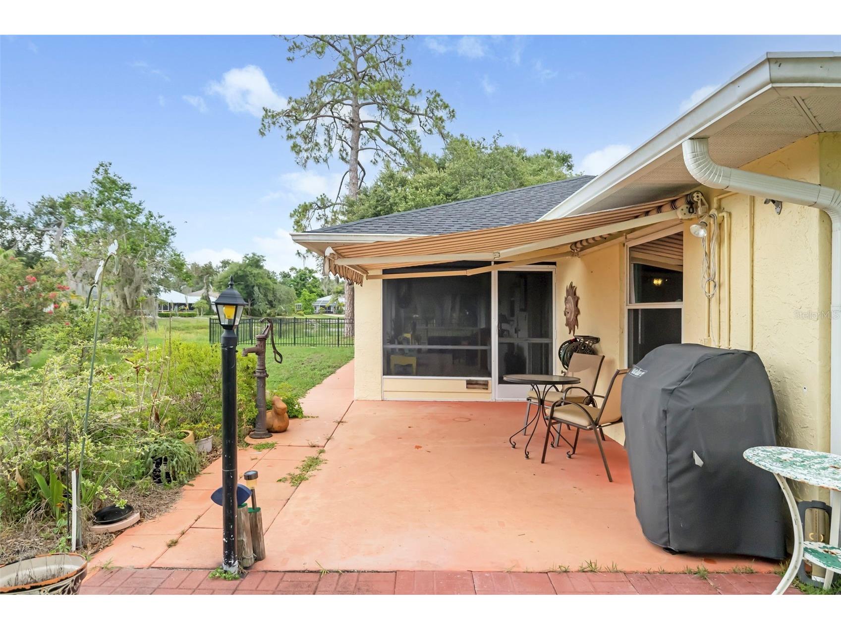 2062 Old Arbor Court Sarasota FL 34232 A4699214 image43