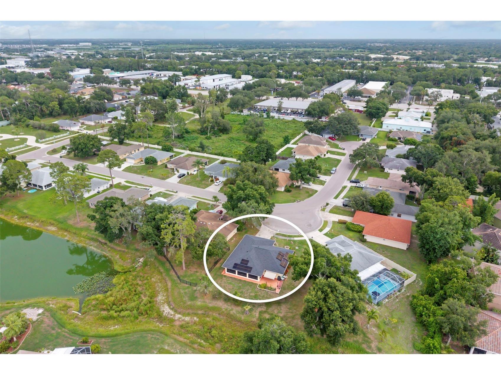 2062 Old Arbor Court Sarasota FL 34232 A4699214 image46
