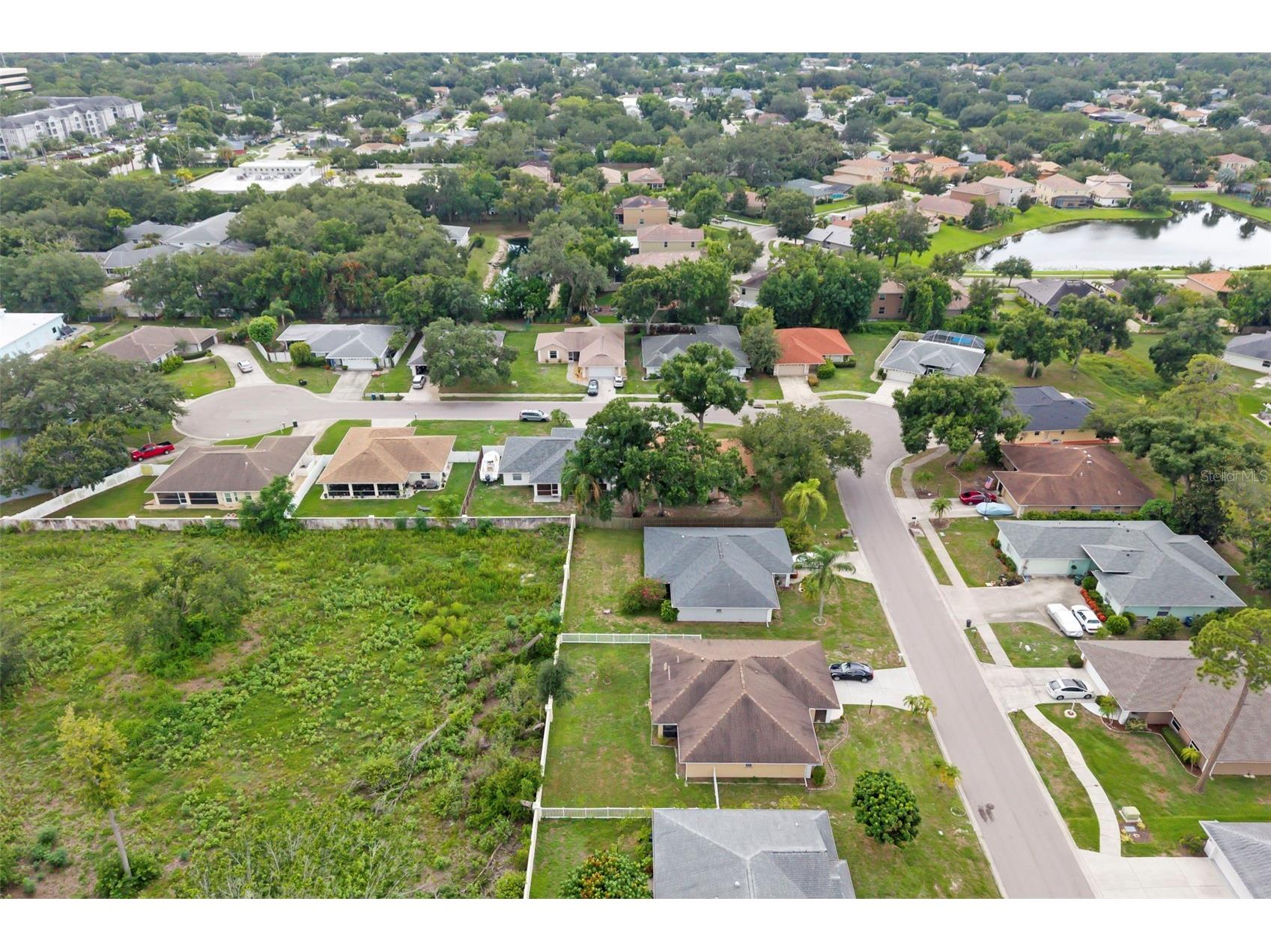 2062 Old Arbor Court Sarasota FL 34232 A4699214 image47