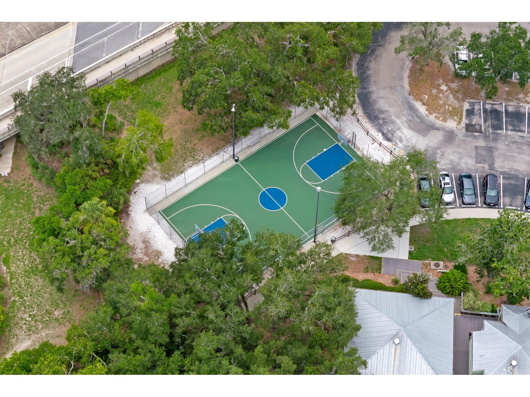 2062 Old Arbor Court Sarasota FL 34232 A4699214 image64