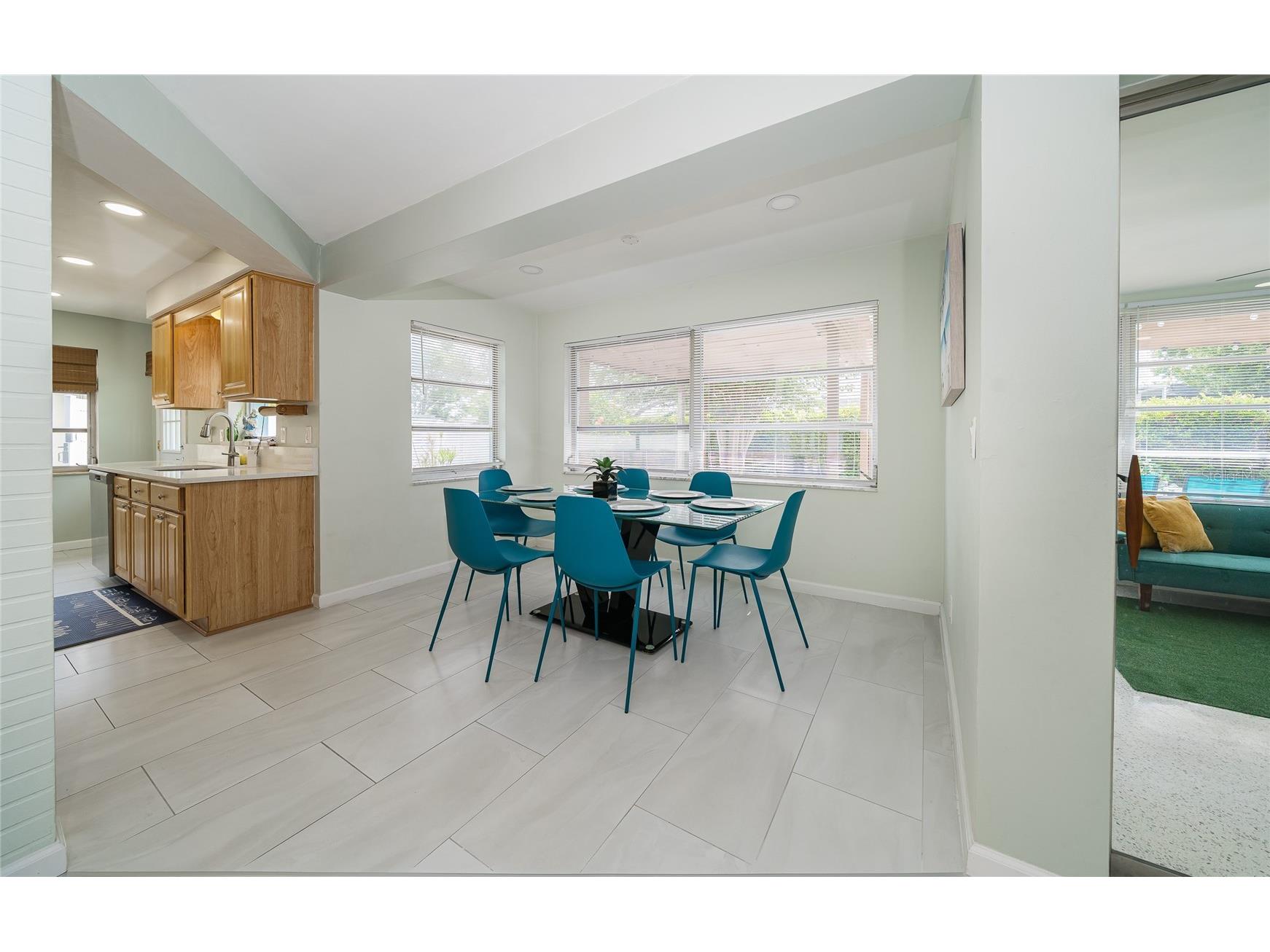 2063 Dunston Cove Road Clearwater FL 33755 TB8524672 image5