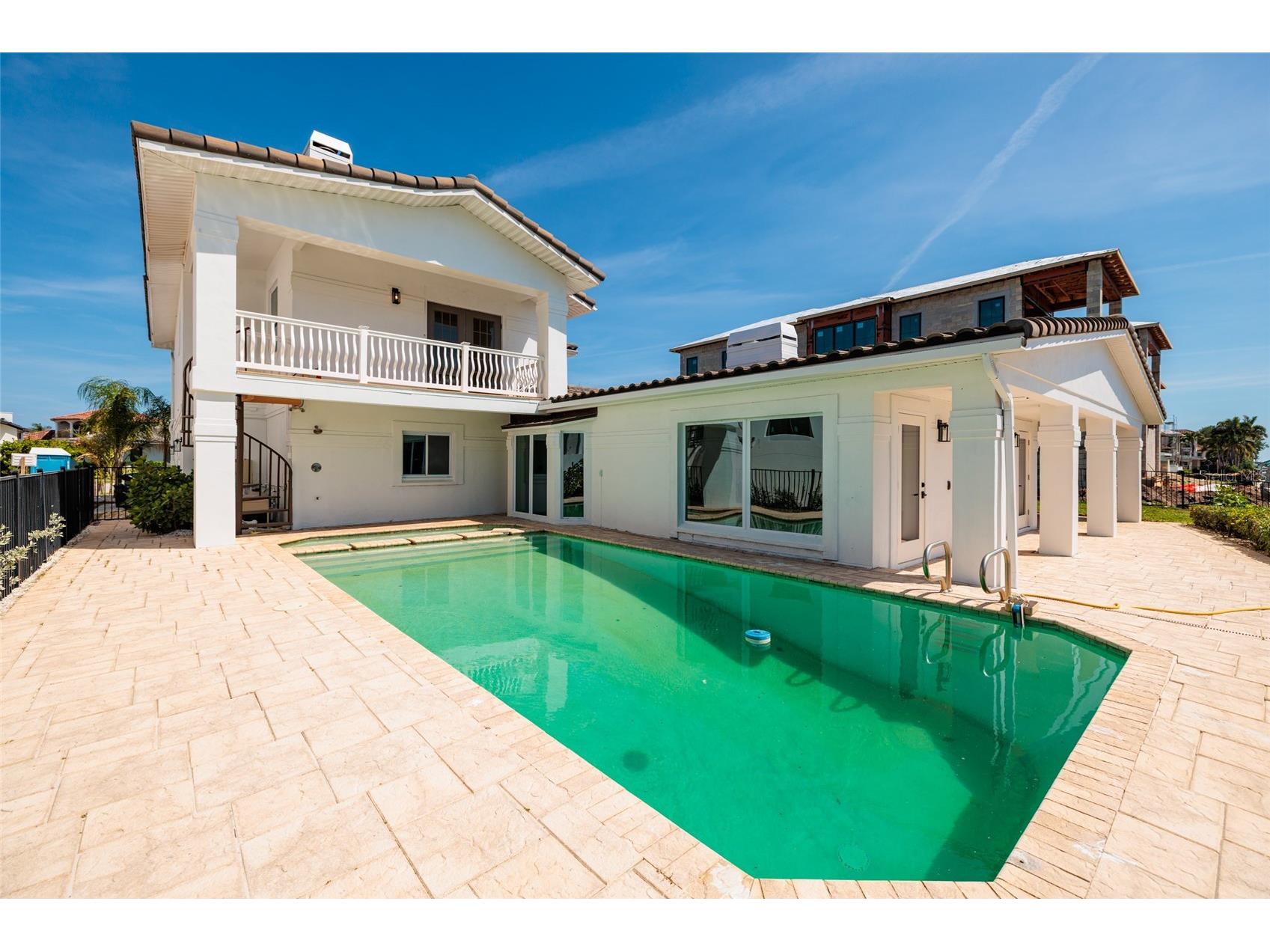2063 Illinois Avenue NE Saint Petersburg FL 33703 - OPEN WATER TAMPA BAY TB8506209 image4