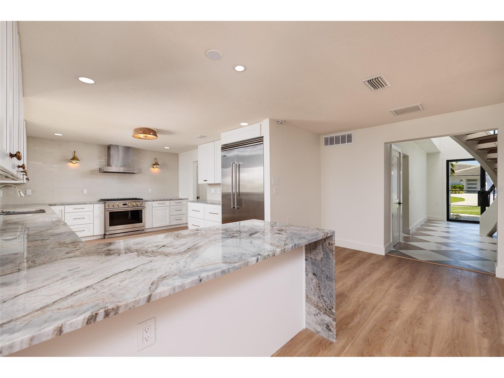 2063 Illinois Avenue NE Saint Petersburg FL 33703 - OPEN WATER TAMPA BAY TB8506209 image5