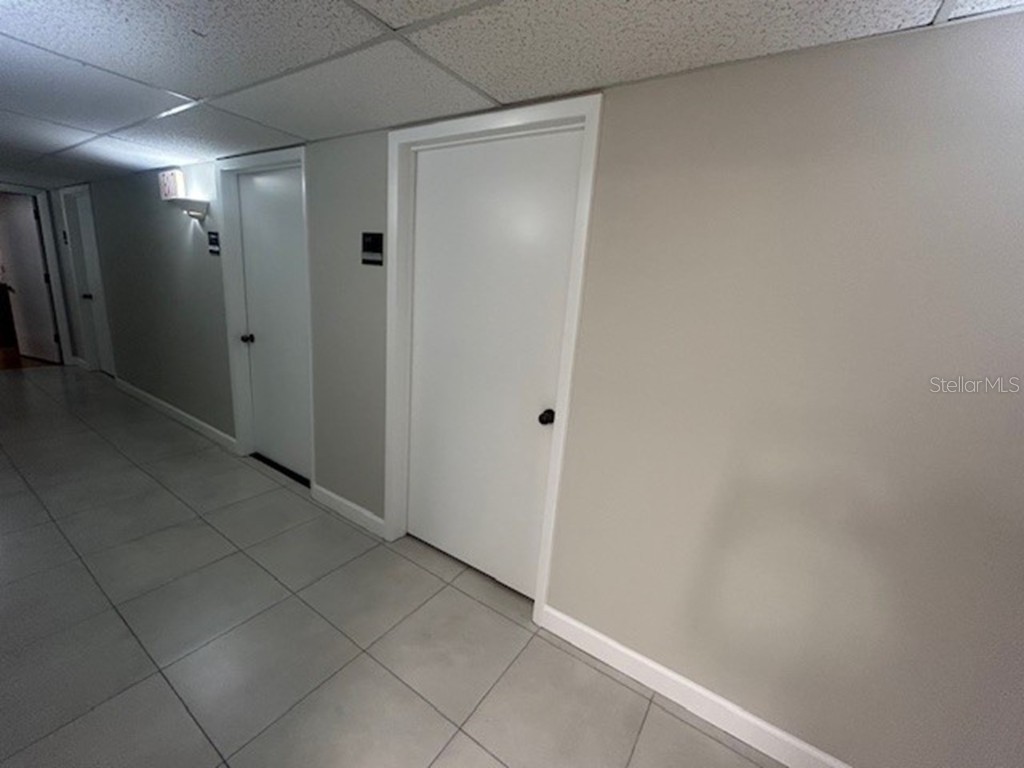 2063 Main Street #102 Sarasota FL 34237 A4666462 image5