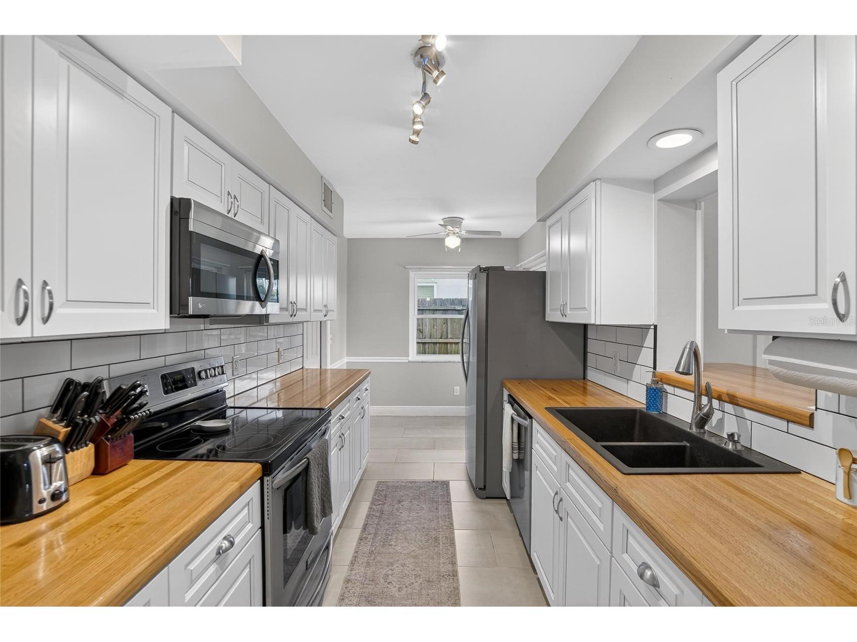 2063 Pine Ridge Drive Clearwater FL 33763 TB8487303 image16