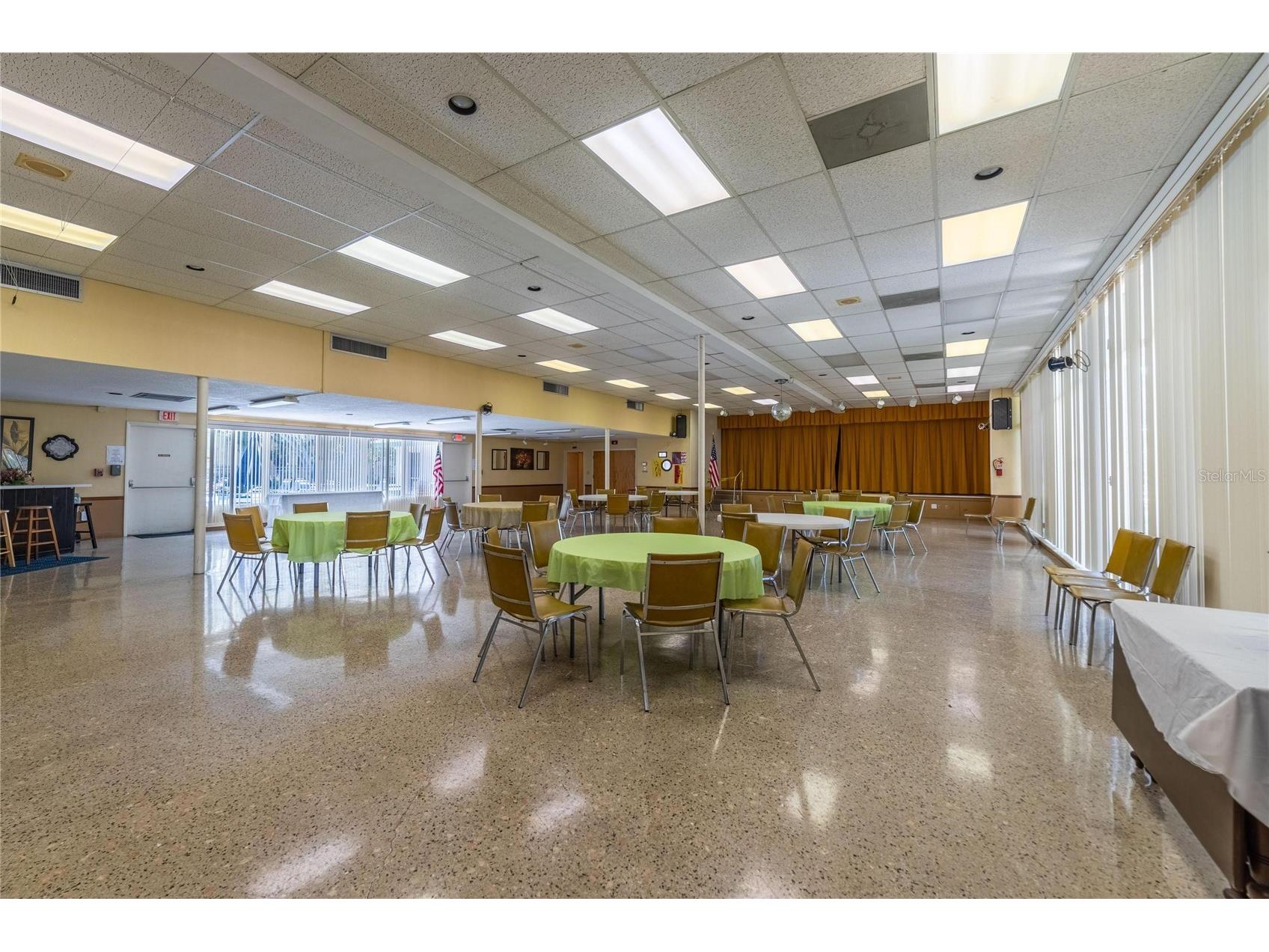 2063 Pine Ridge Drive Clearwater FL 33763 TB8487303 image58