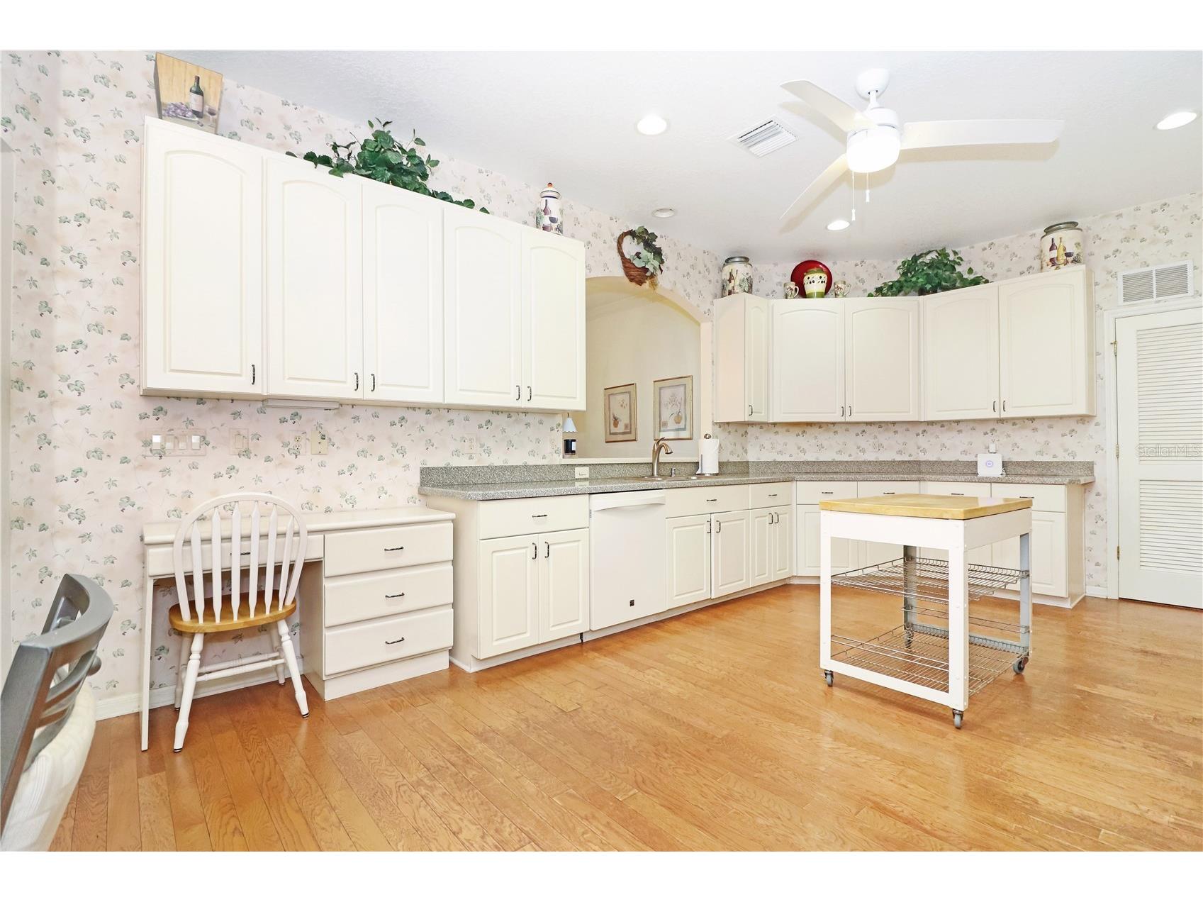 20631 Prince Ranier Place Leesburg FL 34748 G5095688 image11