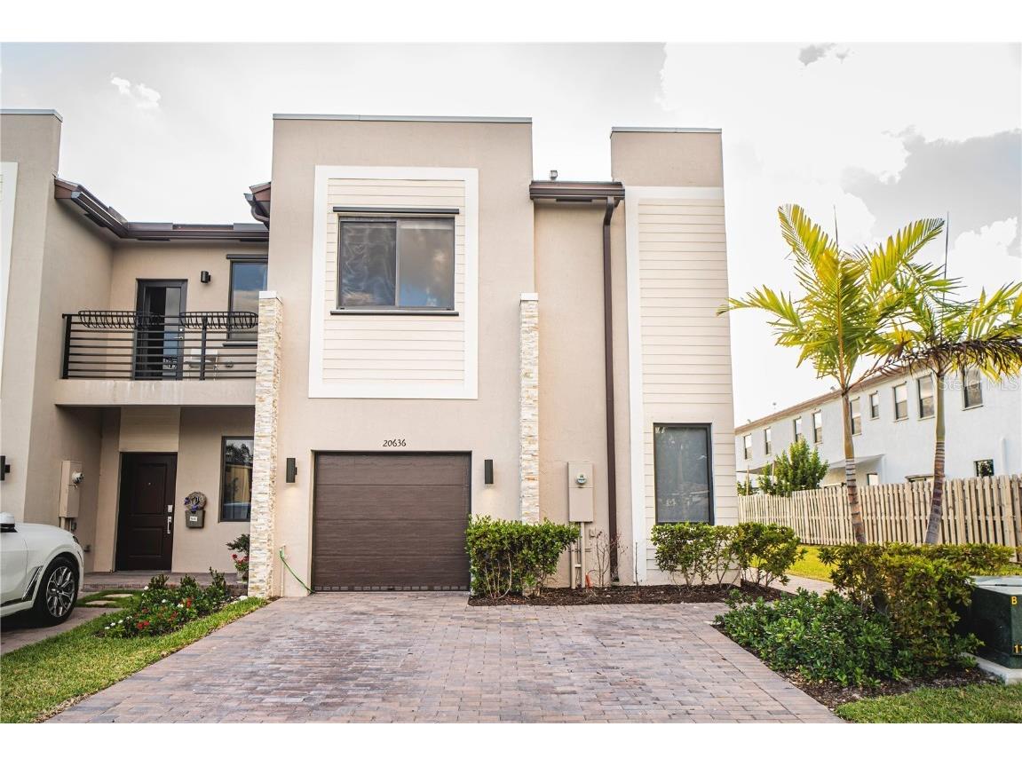 20636 NE 5th Place Miami FL 33179 T3435414 image1