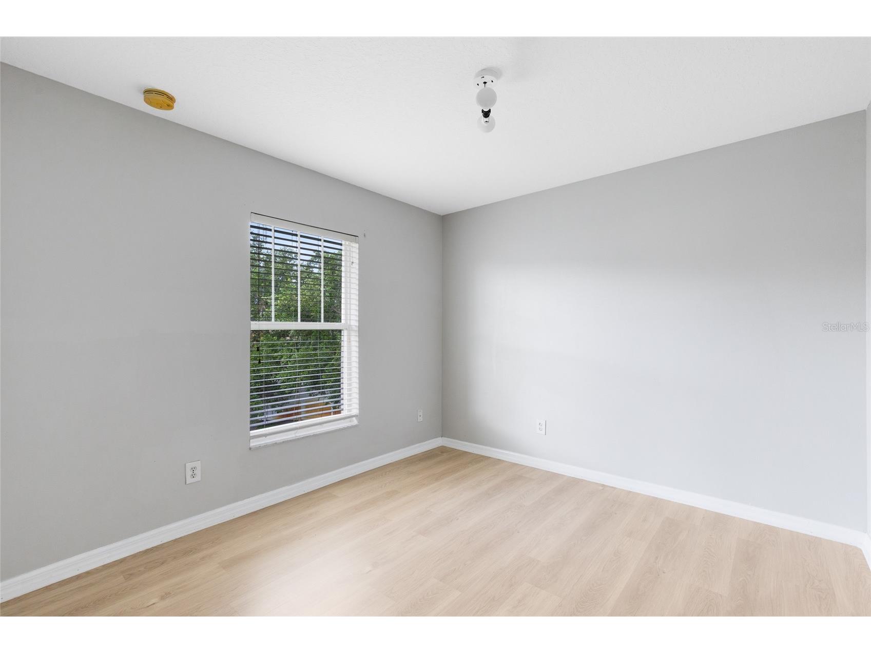 2064 Cypress Bay Boulevard Kissimmee FL 34743 O6407846 image15