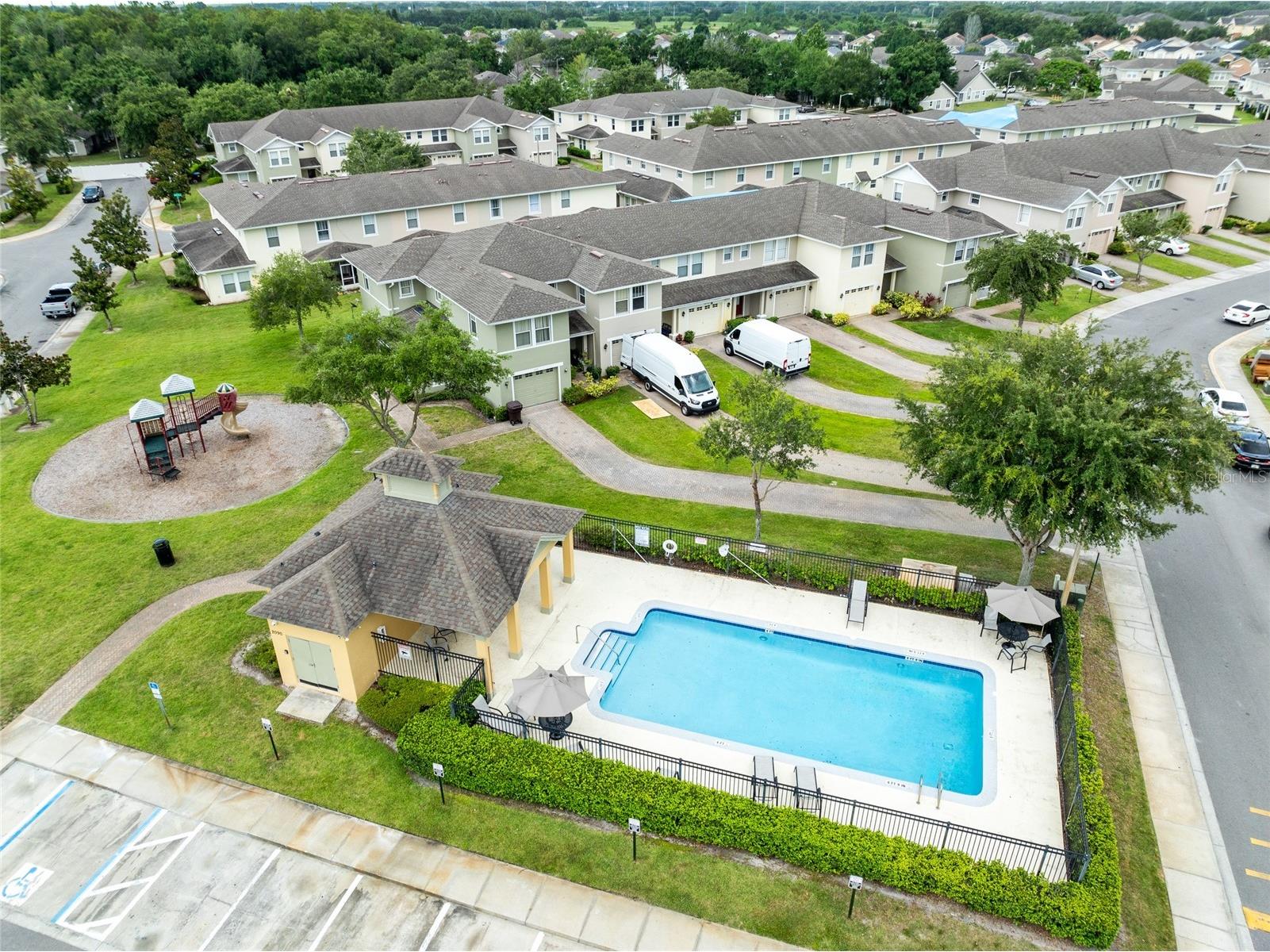 2064 Cypress Bay Boulevard Kissimmee FL 34743 O6407846 image25