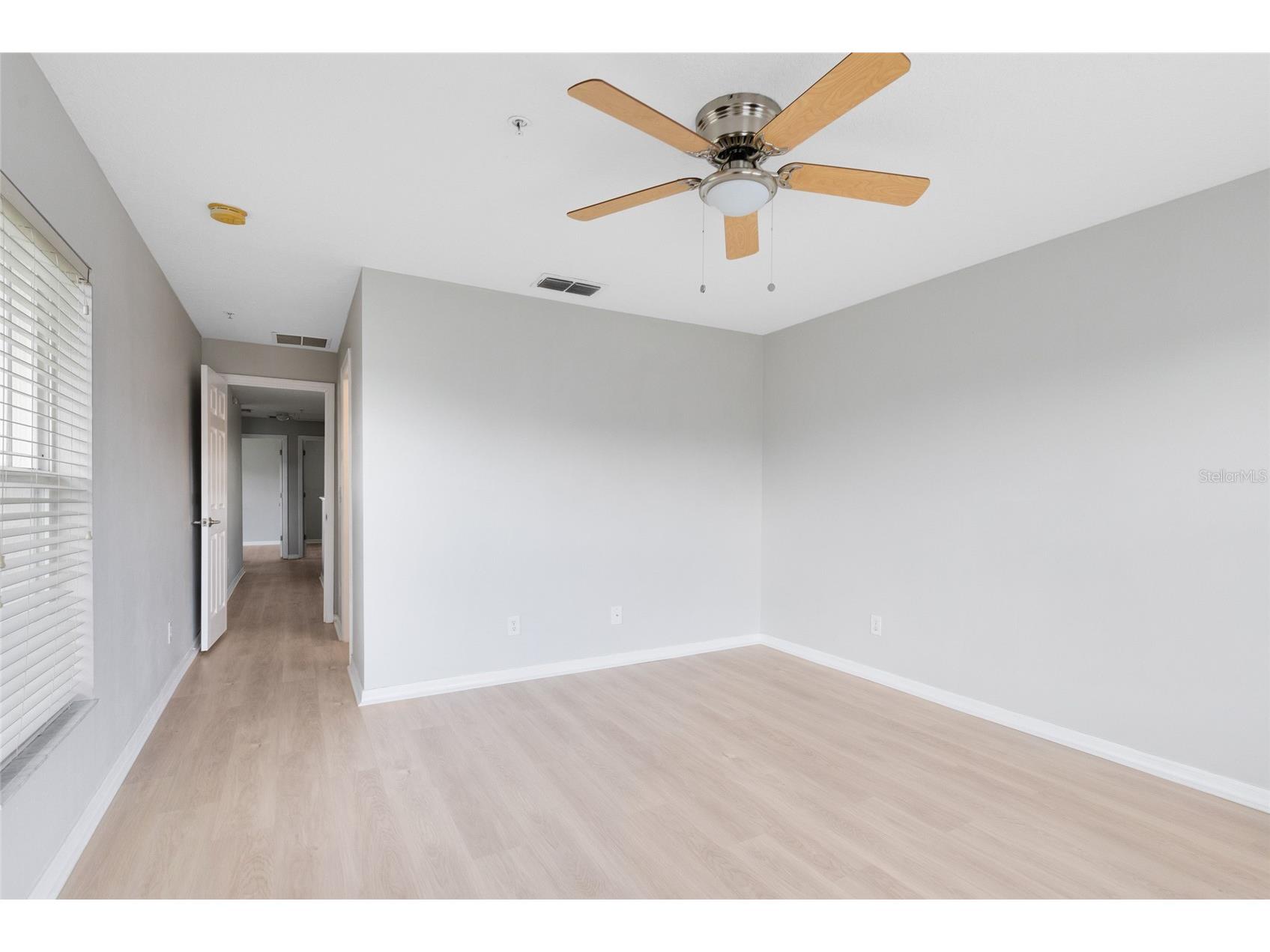 2064 Cypress Bay Boulevard Kissimmee FL 34743 O6410233 image13