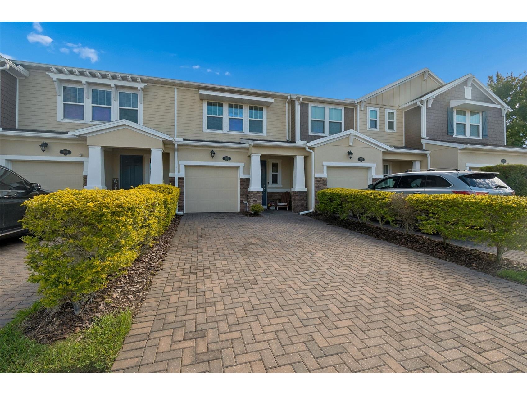 2064 Lake Waters Pl Lutz FL 33558 TB8494102 image2