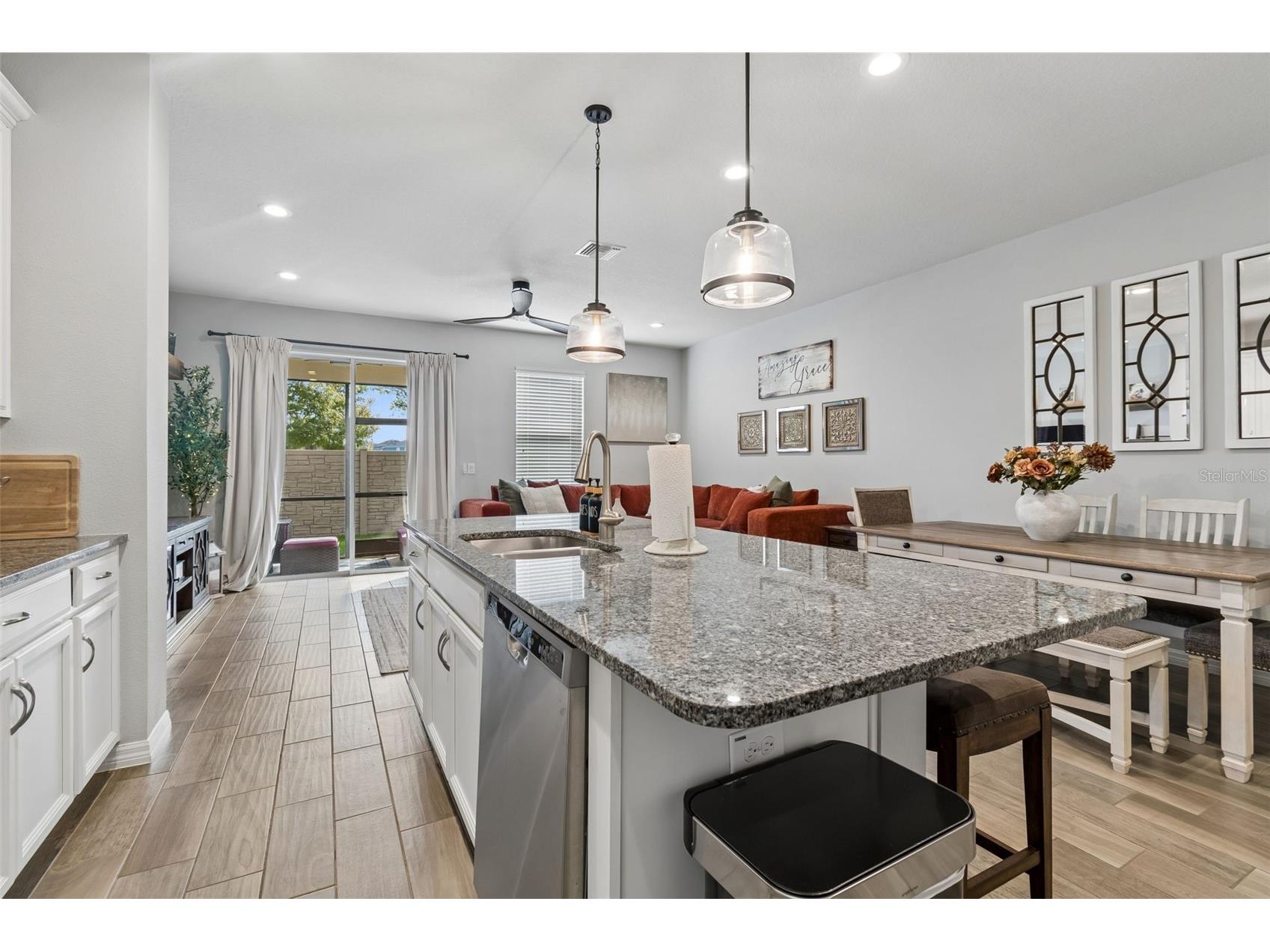 2064 Lake Waters Pl Lutz FL 33558 TB8494102 image22