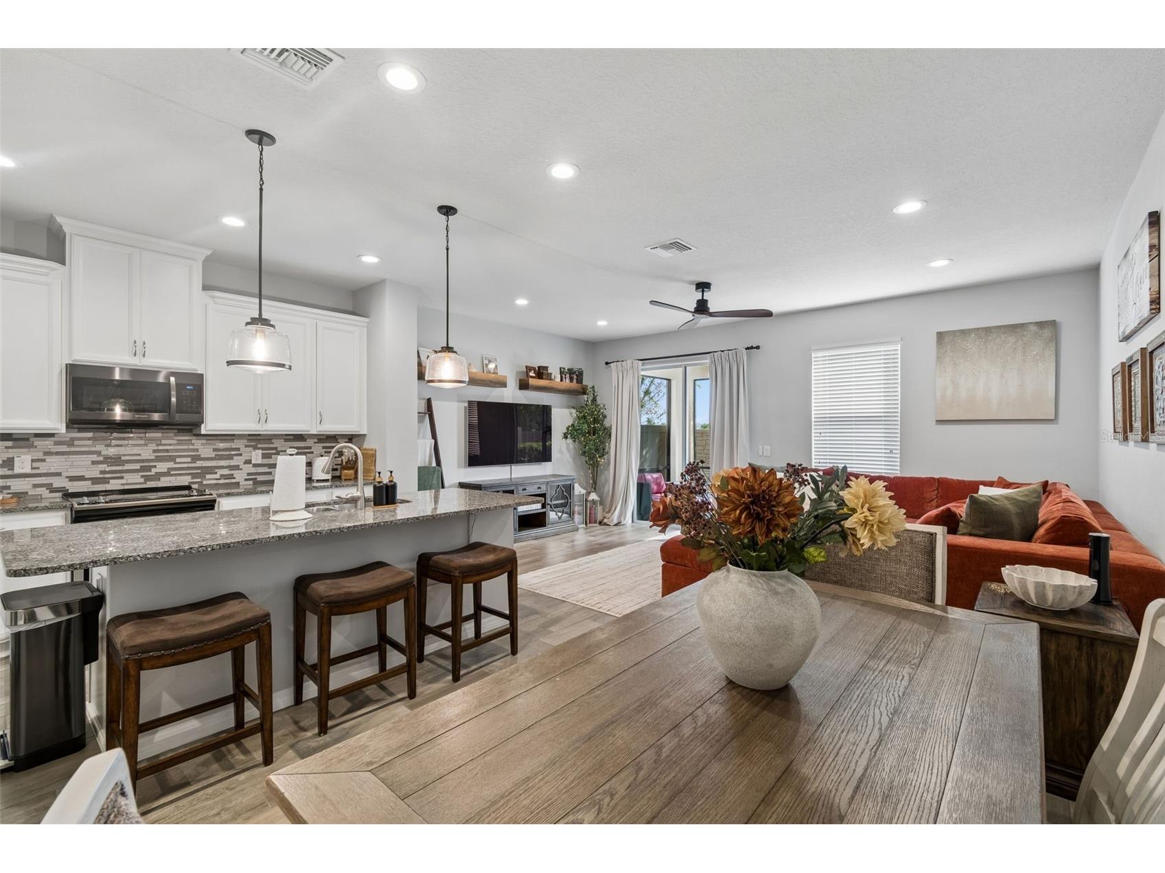 2064 Lake Waters Pl Lutz FL 33558 TB8494102 image25