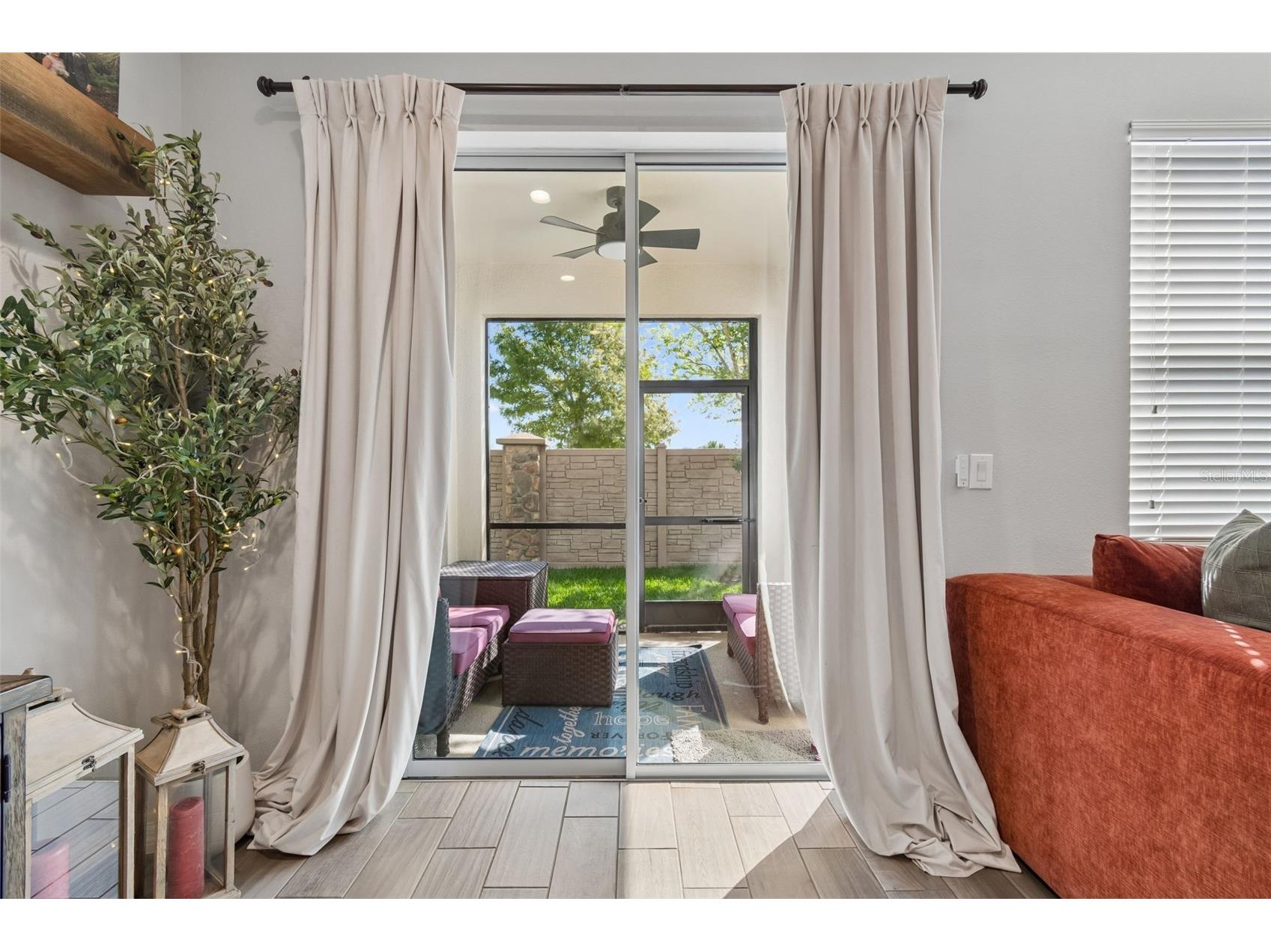 2064 Lake Waters Pl Lutz FL 33558 TB8494102 image33