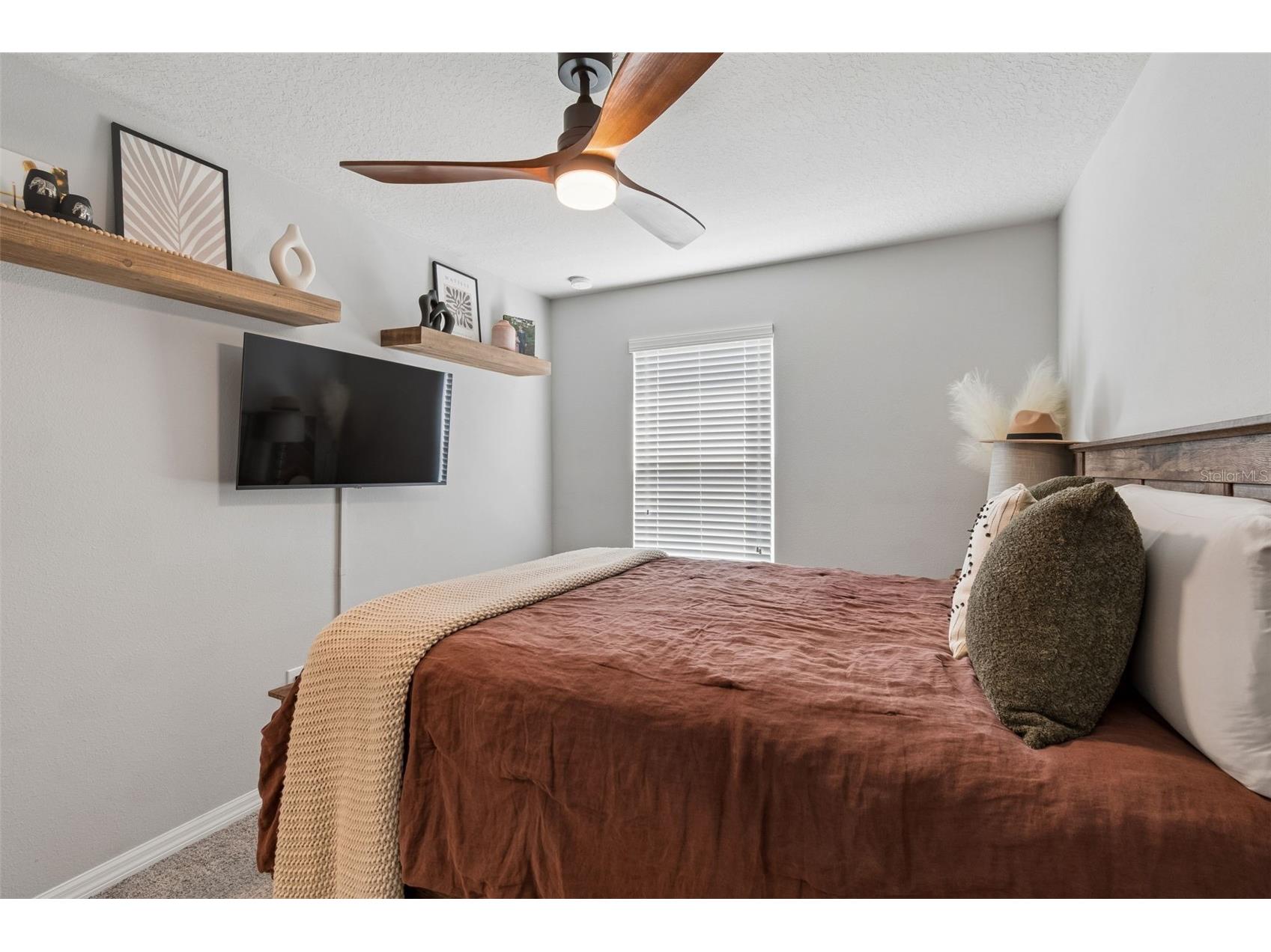 2064 Lake Waters Pl Lutz FL 33558 TB8494102 image36