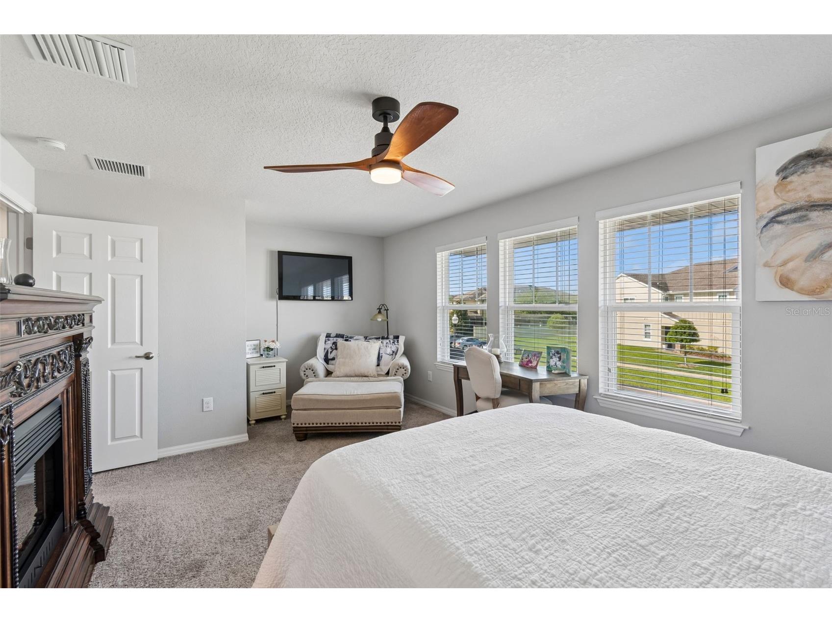 2064 Lake Waters Pl Lutz FL 33558 TB8494102 image52