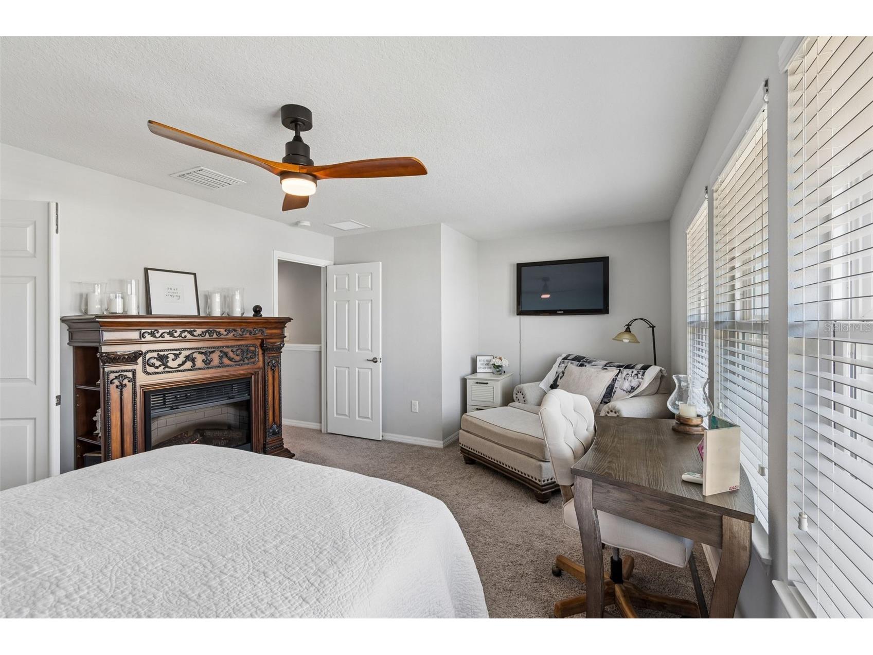 2064 Lake Waters Pl Lutz FL 33558 TB8494102 image53