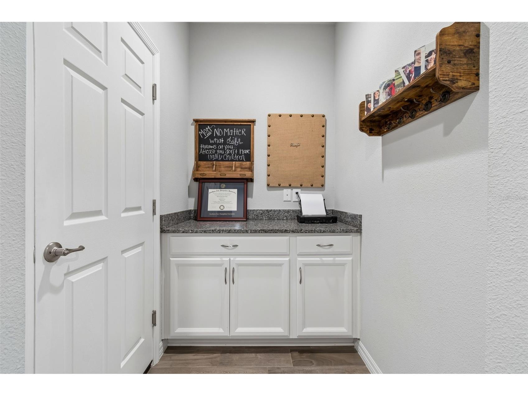 2064 Lake Waters Pl Lutz FL 33558 TB8494102 image8