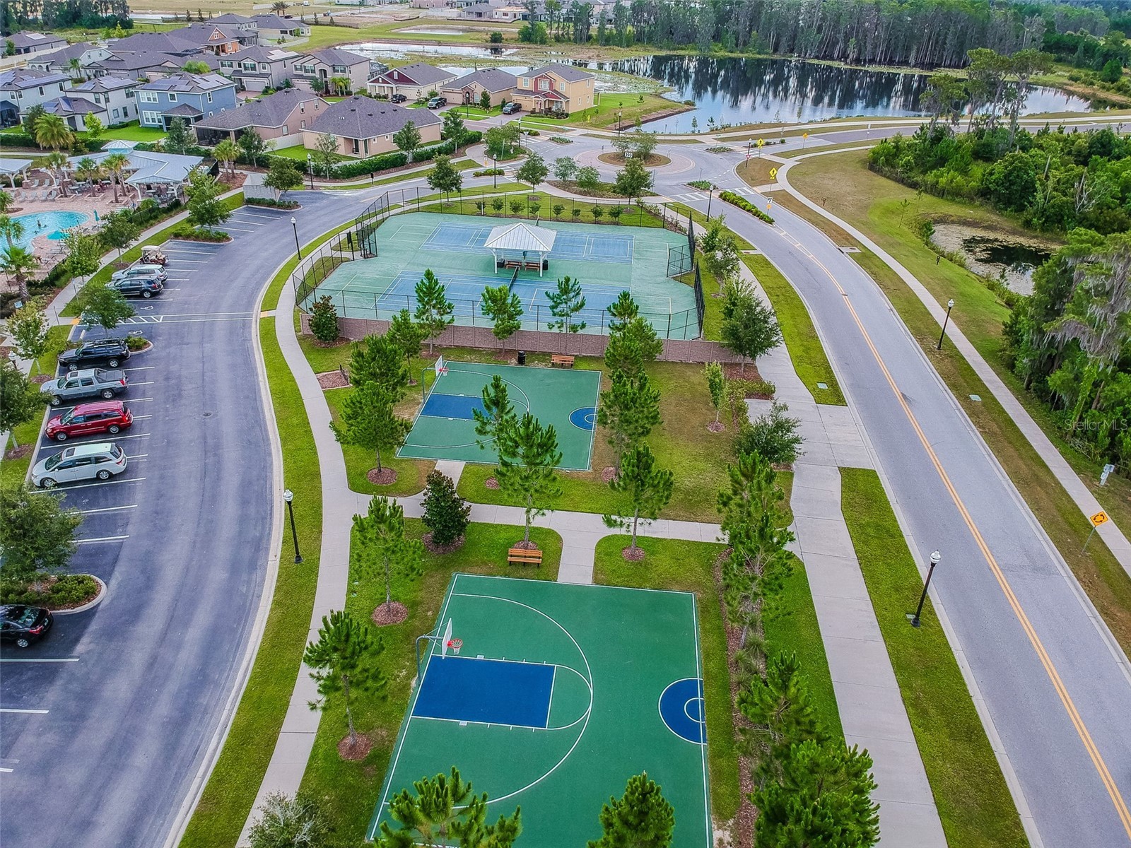 2064 Lake Waters Pl Lutz FL 33558 TB8494102 image92