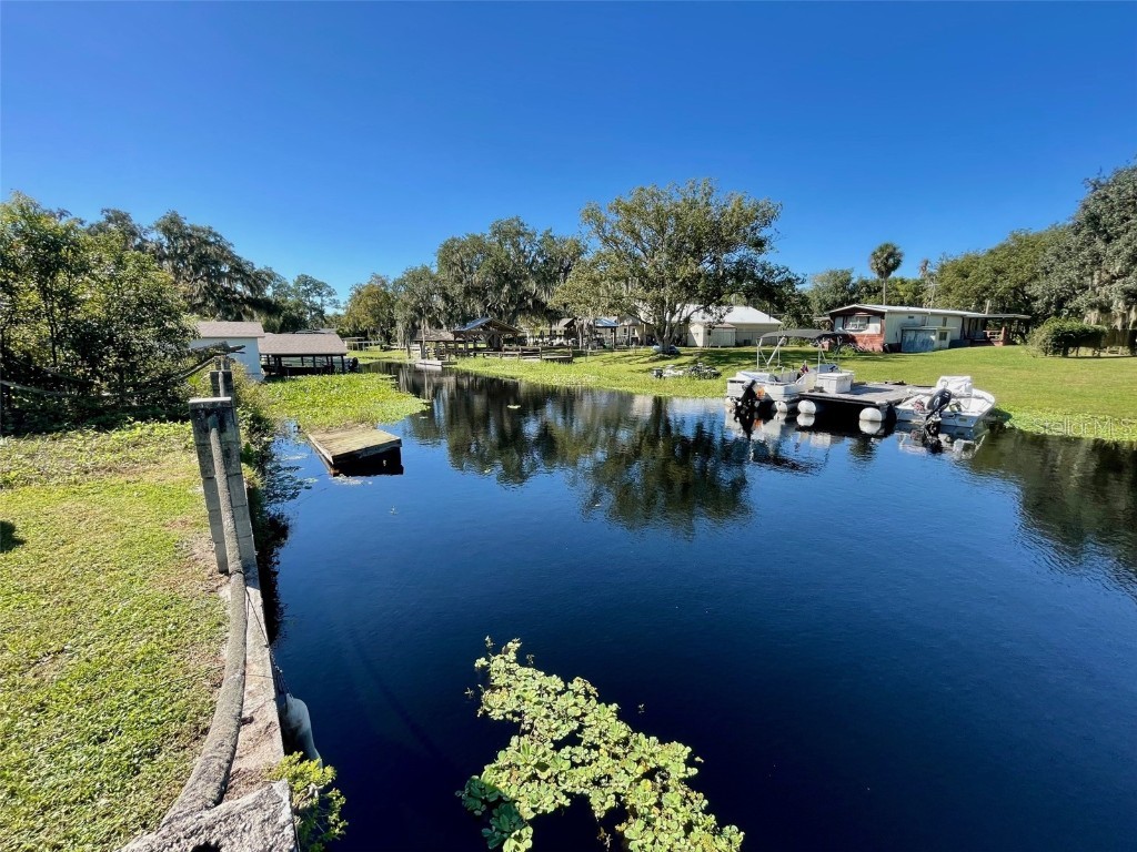 2064 Shady Ln. Geneva FL 32732 O6356865 image18