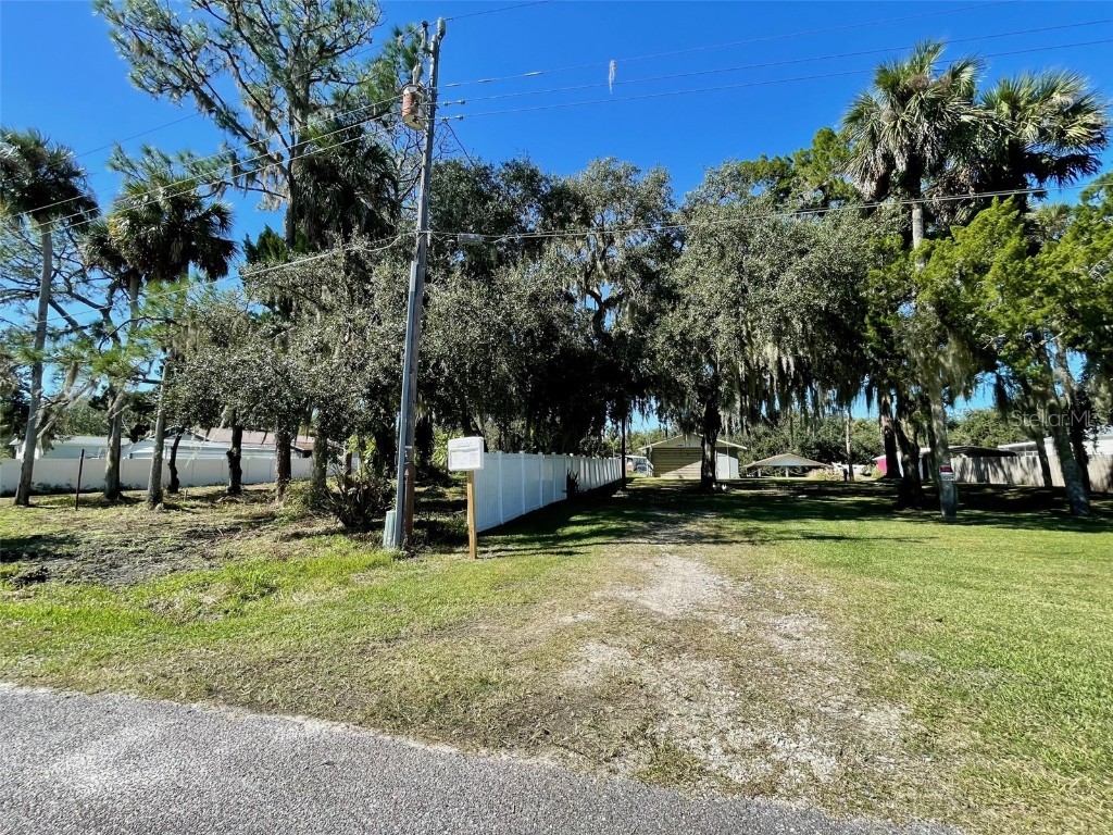 2064 Shady Ln. Geneva FL 32732 O6356865 image23