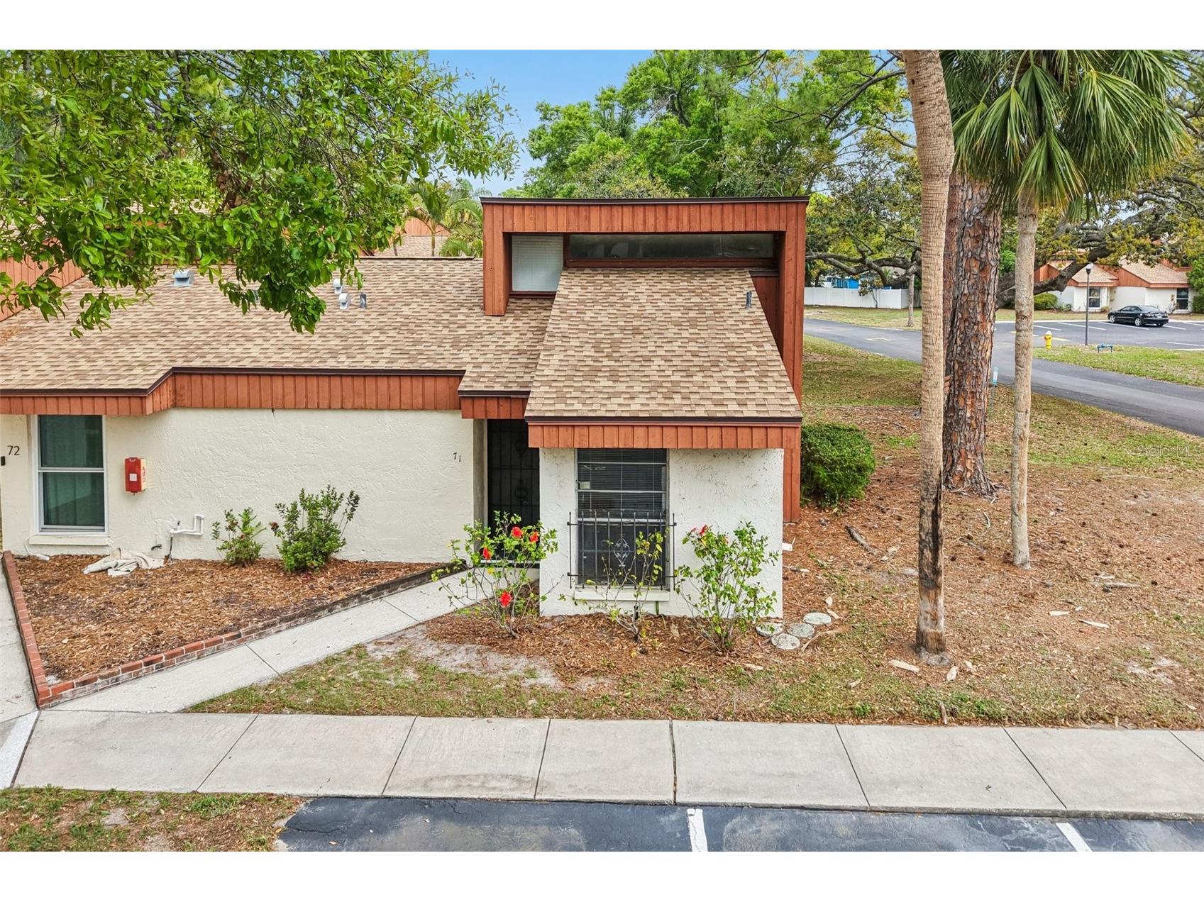 2064 Sunset Point Road #71 Clearwater FL 33765 TB8484603 image1