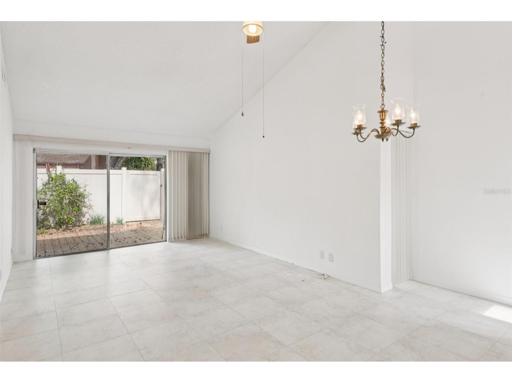2064 Sunset Point Road #71 Clearwater FL 33765 TB8484603 image4