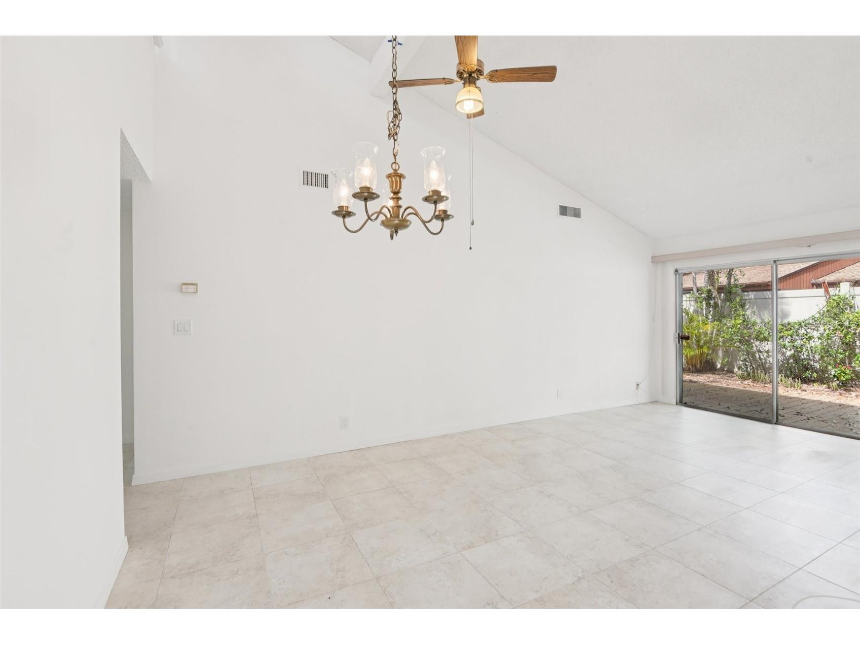 2064 Sunset Point Road #71 Clearwater FL 33765 TB8484603 image7