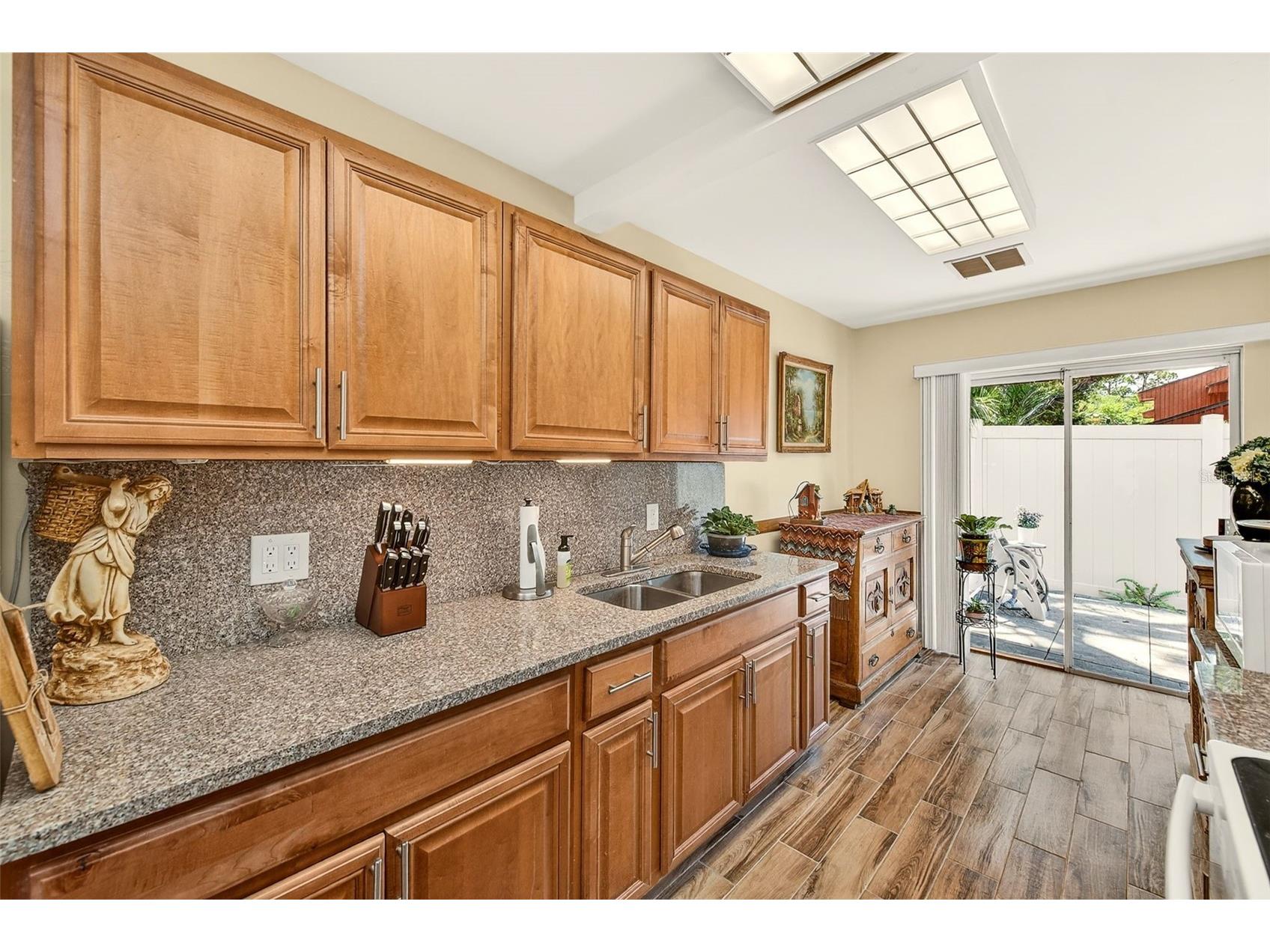 2064 Sunset Point Road #73 Clearwater FL 33765 TB8509622 image18