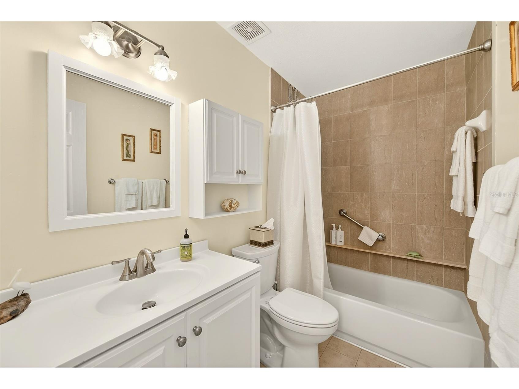 2064 Sunset Point Road #73 Clearwater FL 33765 TB8509622 image36