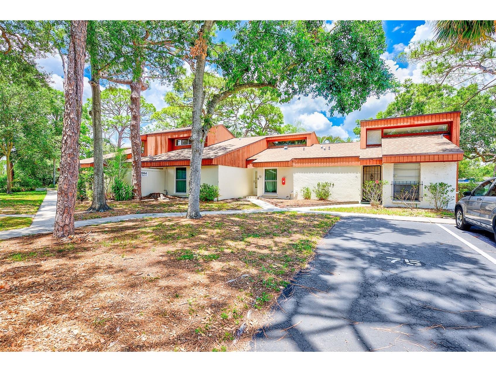2064 Sunset Point Road #73 Clearwater FL 33765 TB8509622 image4