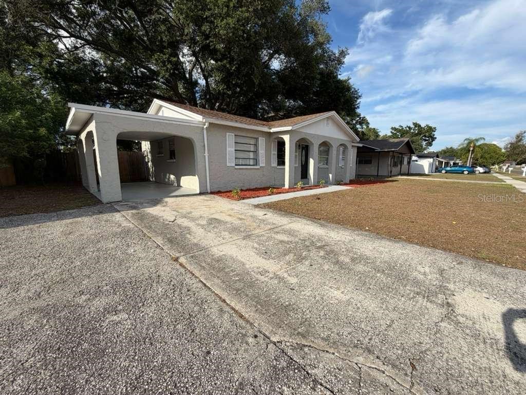 2065 Balfour Circle Tampa FL 33619 TB8509717 image10