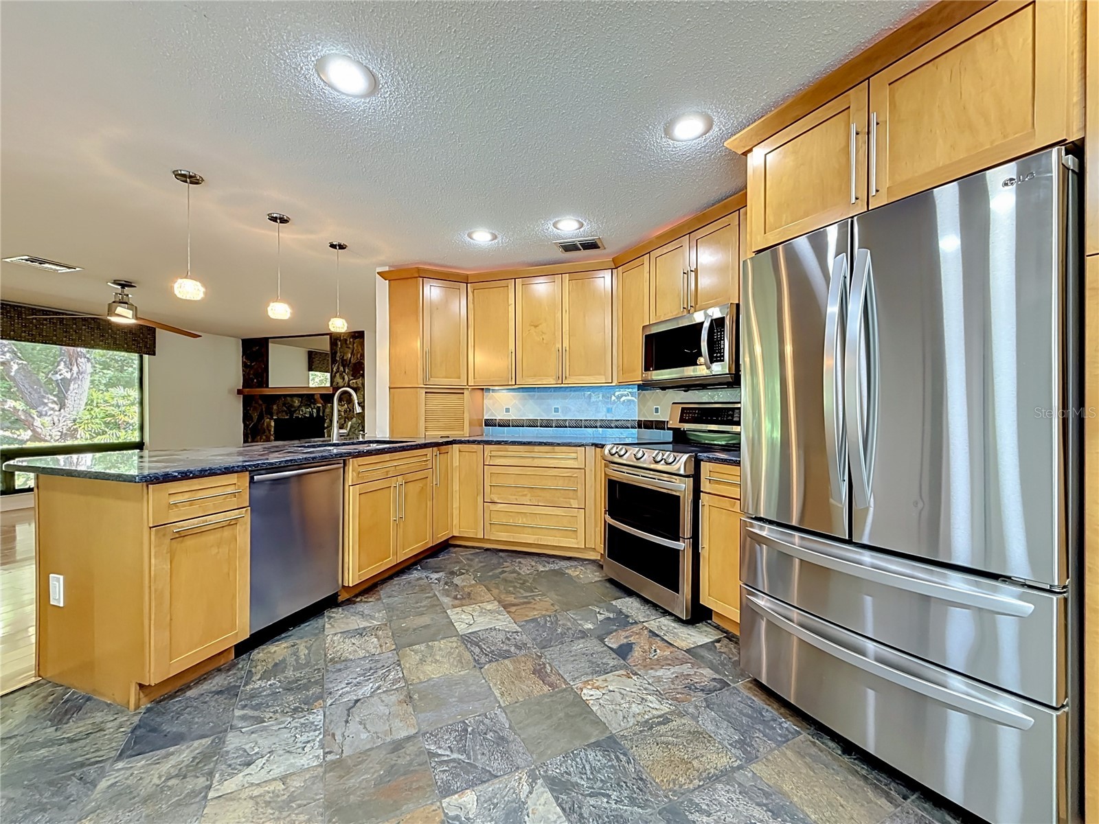 2065 Brady Drive Dunedin FL 34698 TB8508770 image12