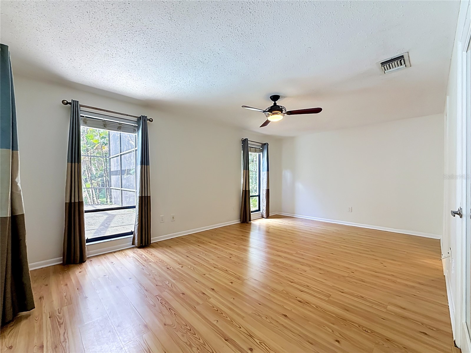 2065 Brady Drive Dunedin FL 34698 TB8508770 image23