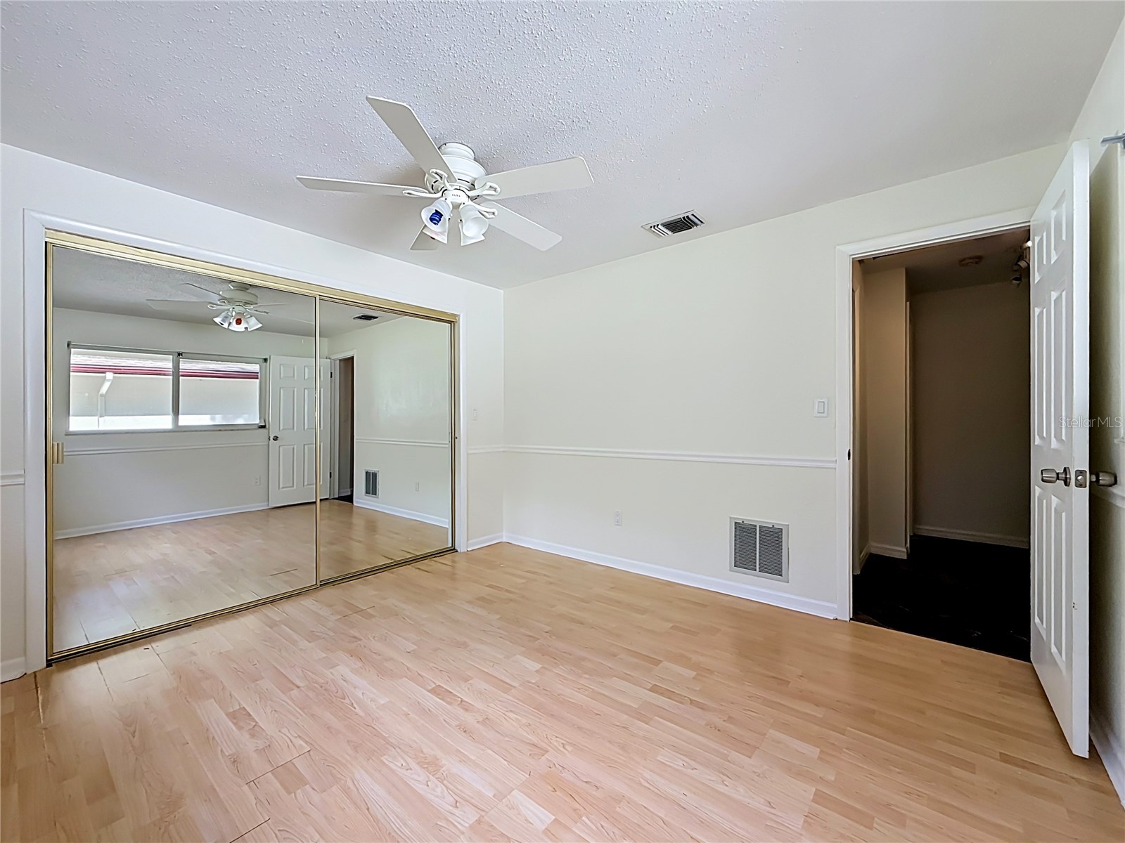 2065 Brady Drive Dunedin FL 34698 TB8508770 image35