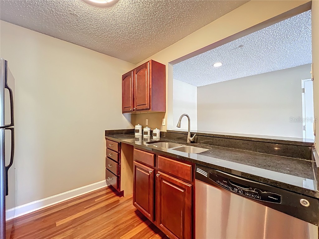 2065 Dixie Belle Drive #2065M Orlando FL 32812 O6340572 image17