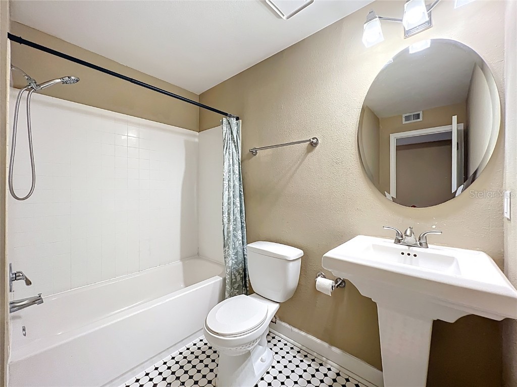 2065 Dixie Belle Drive #2065M Orlando FL 32812 O6340572 image27