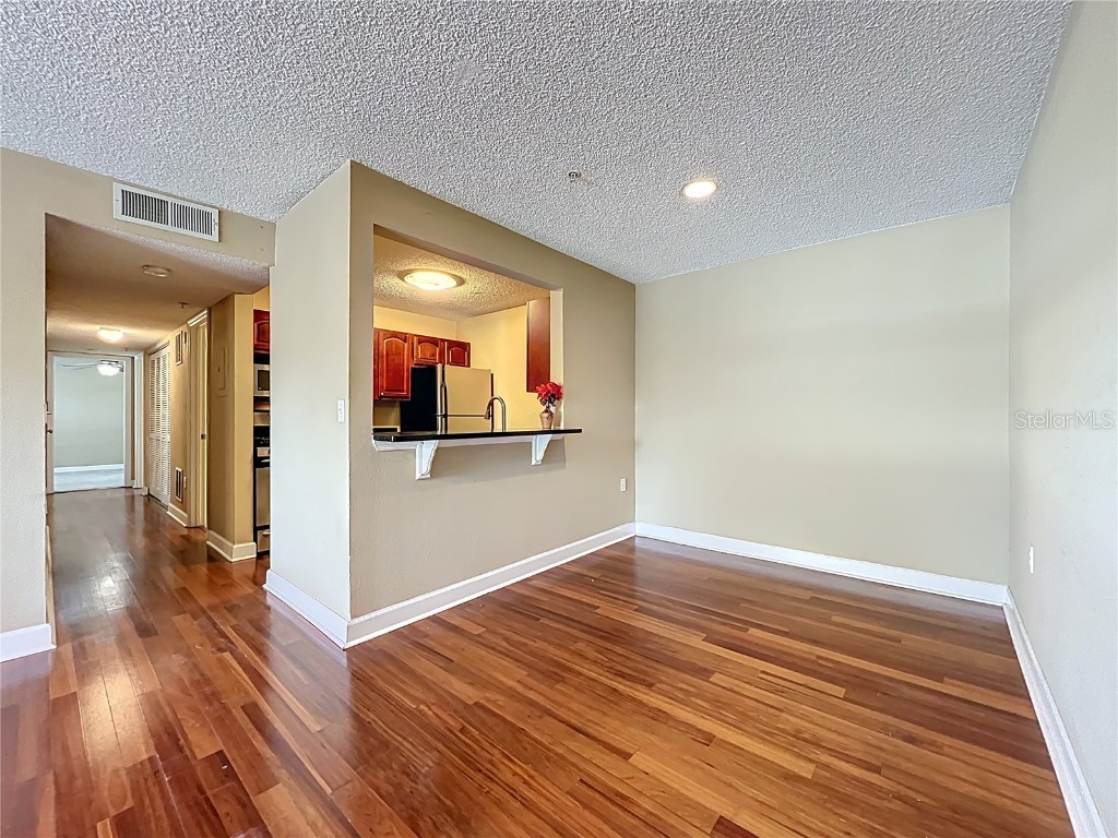 2065 Dixie Belle Drive #2065M Orlando FL 32812 O6340572 image8