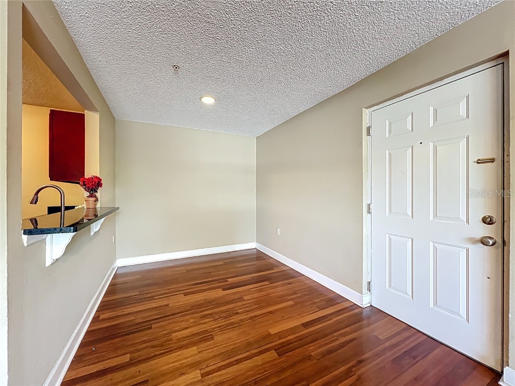 2065 Dixie Belle Drive #2065M Orlando FL 32812 O6340572 image9