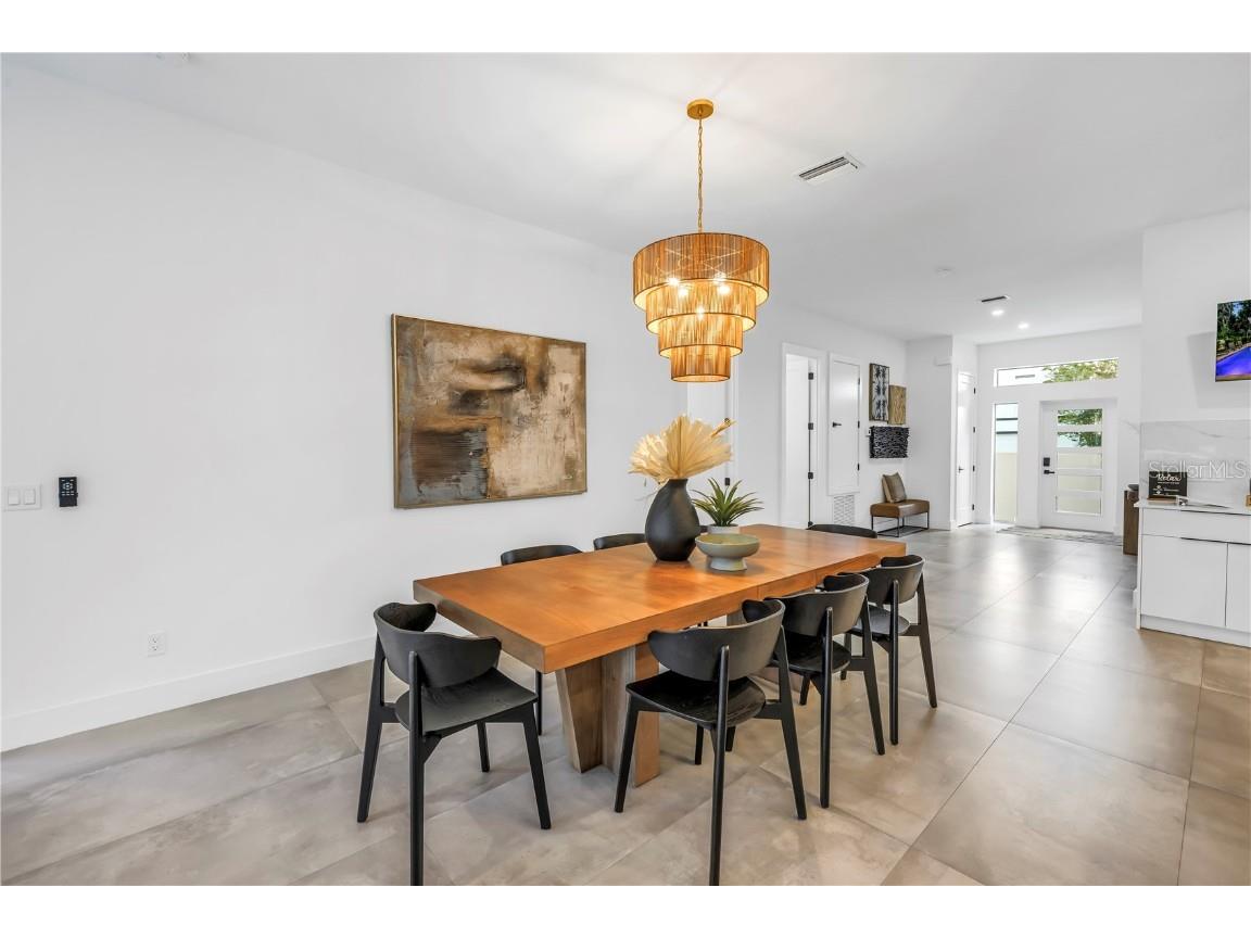 2065 Goldenrod Street Sarasota FL 34239 A4656340 image13