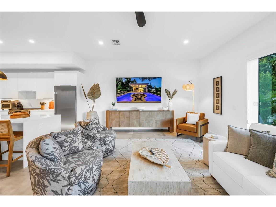 2065 Goldenrod Street Sarasota FL 34239 A4656340 image25