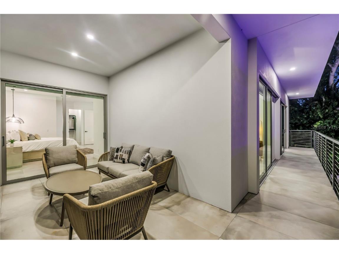 2065 Goldenrod Street Sarasota FL 34239 A4656340 image47