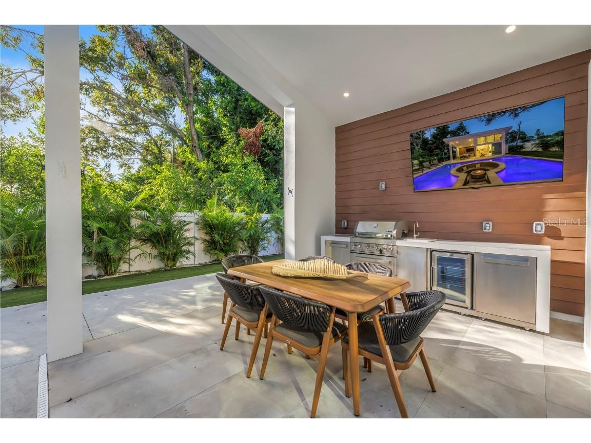 2065 Goldenrod Street Sarasota FL 34239 A4656340 image66